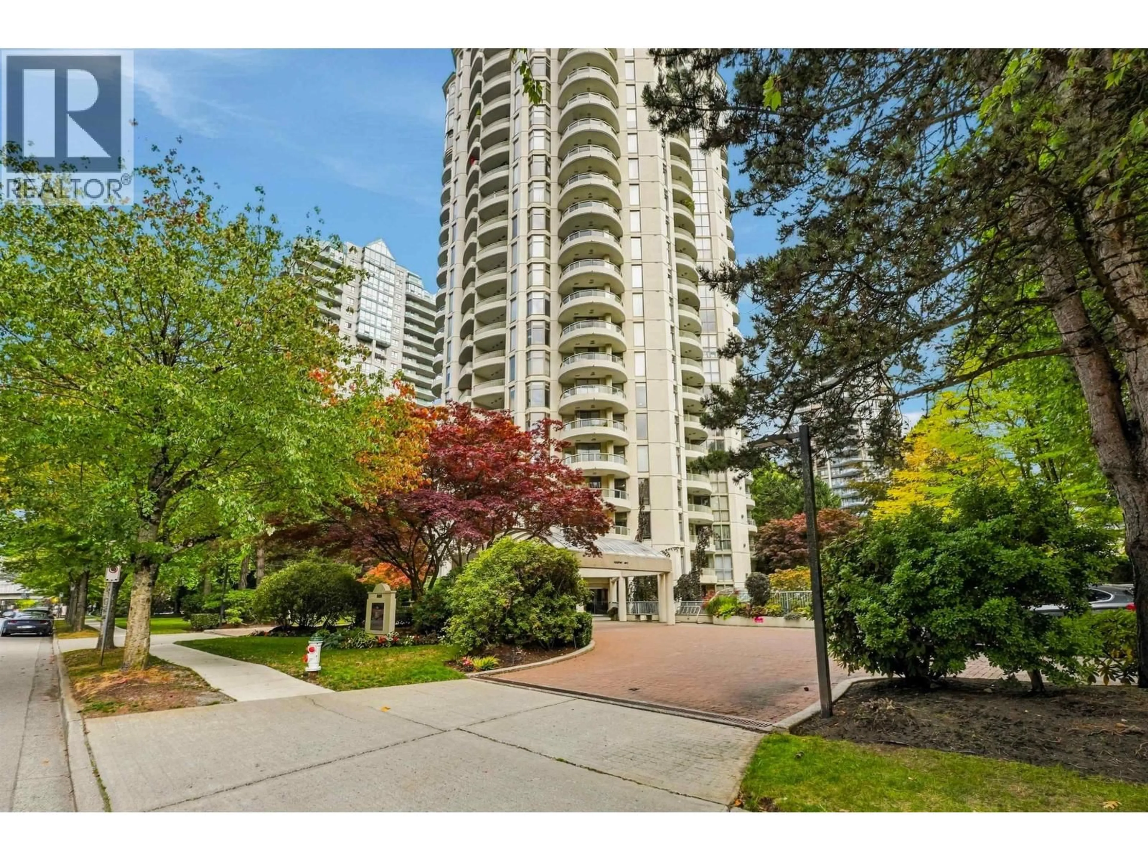 Unknown for 603 - 6188 PATTERSON AVENUE, Burnaby British Columbia V5H2N1
