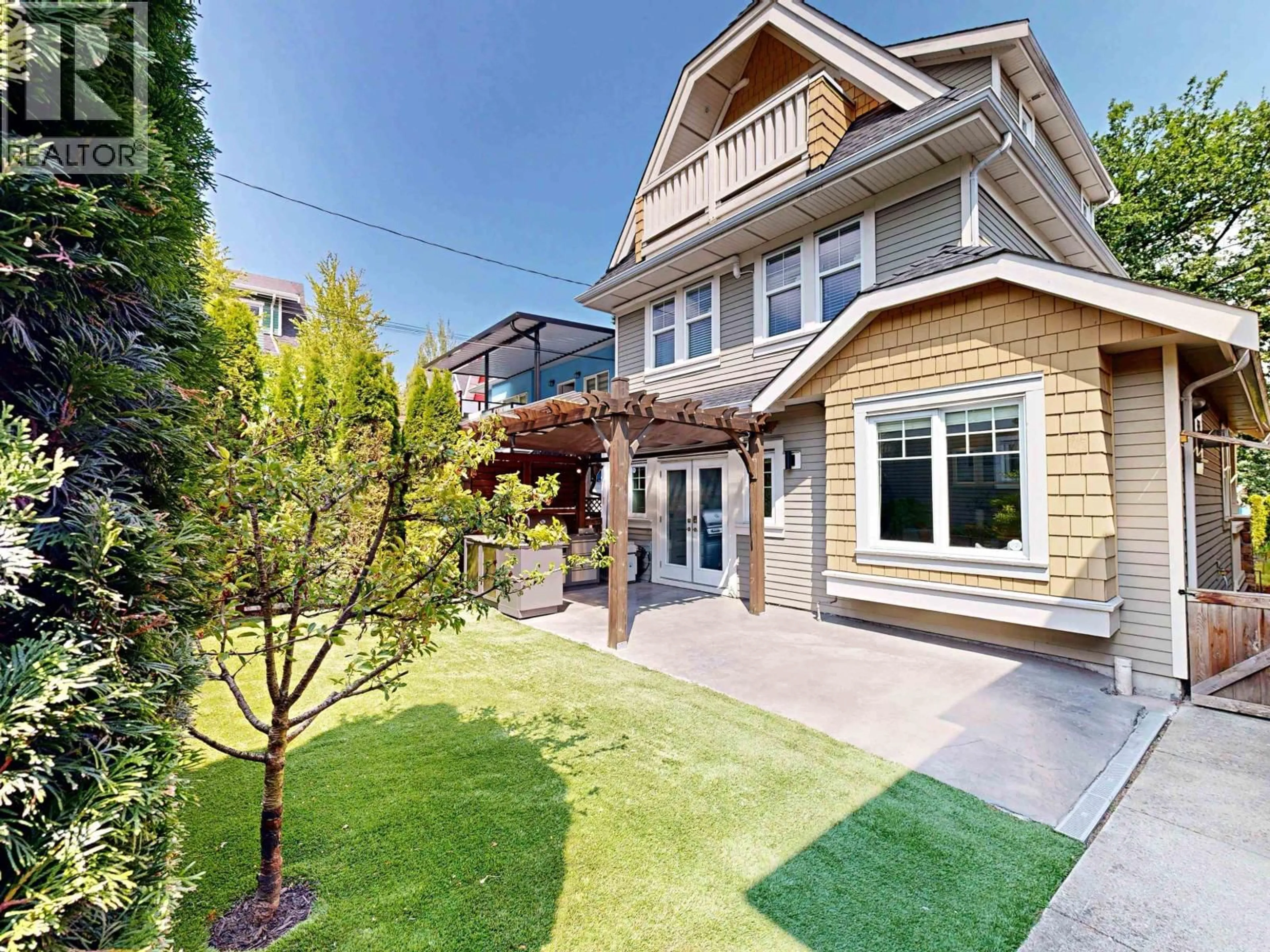 Home with brick exterior material, street for 1338 23RD AVENUE, Vancouver British Columbia V5V1Z2