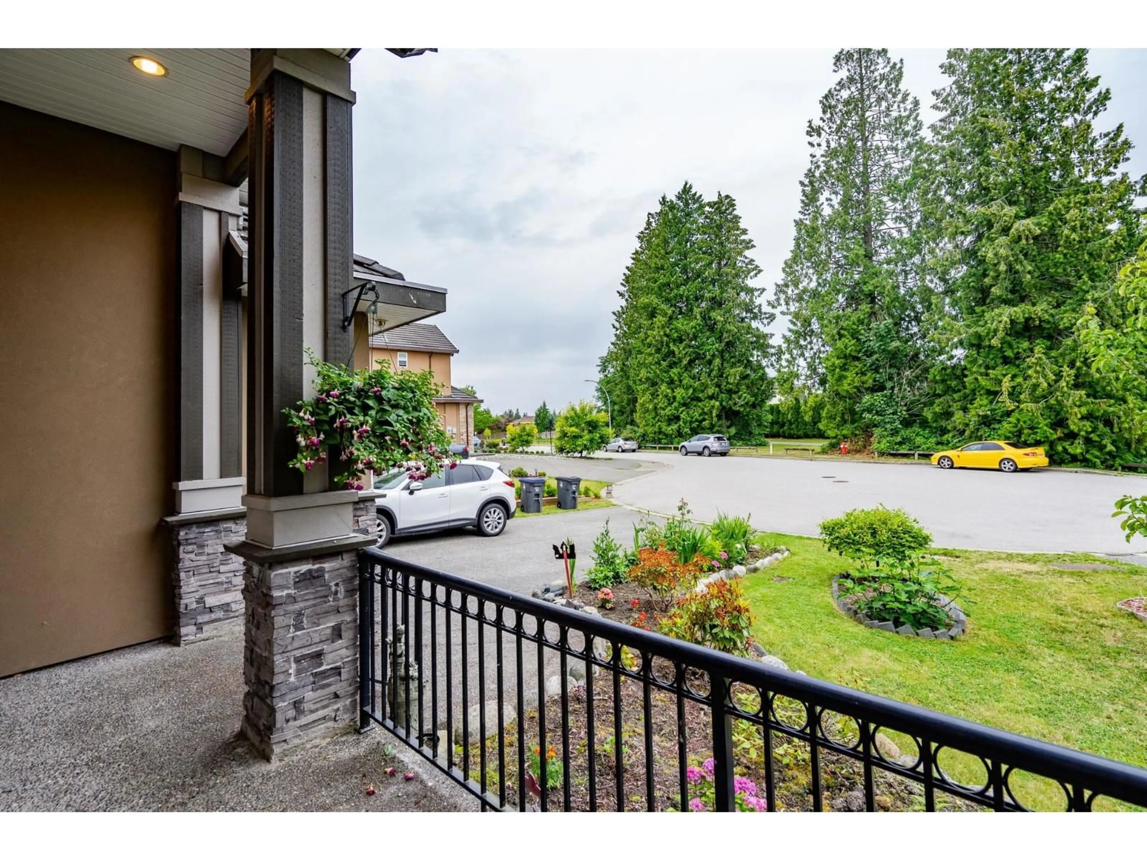 Patio, street for 16492 104A AVENUE, Surrey British Columbia V4N5S6