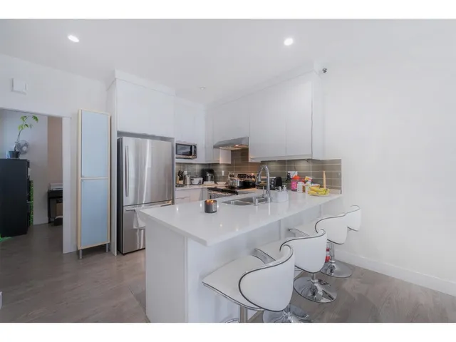 2 - 11267 133 STREET, Surrey 4