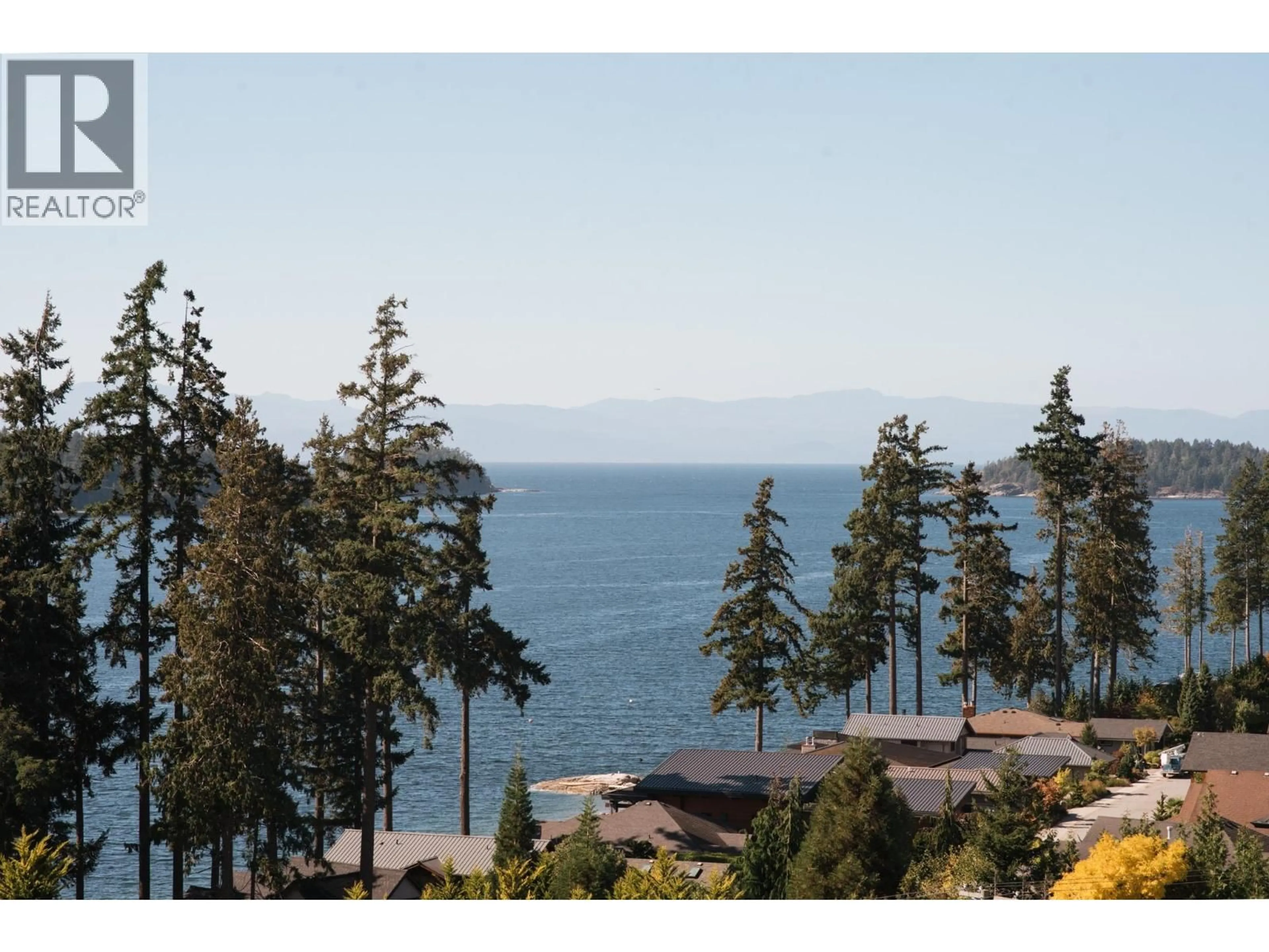 Unknown for 5972/74 BARNACLE STREET, Sechelt British Columbia V7Z0V4