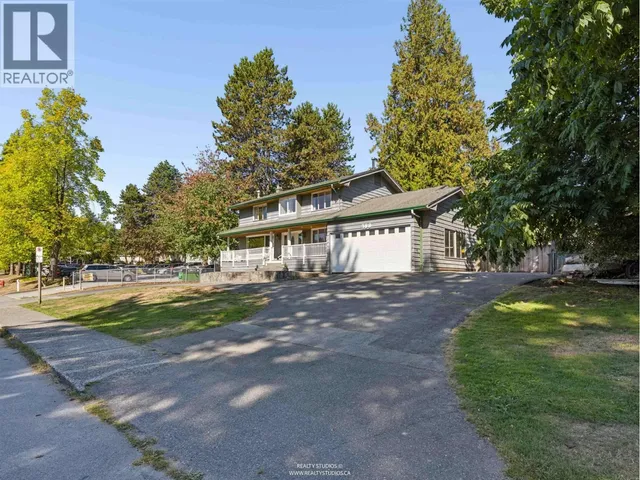 788 26TH STREET, North Vancouver 3