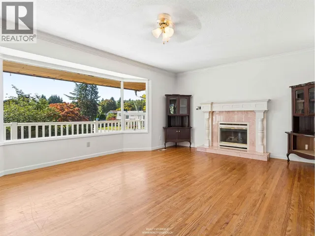 788 26TH STREET, North Vancouver 5