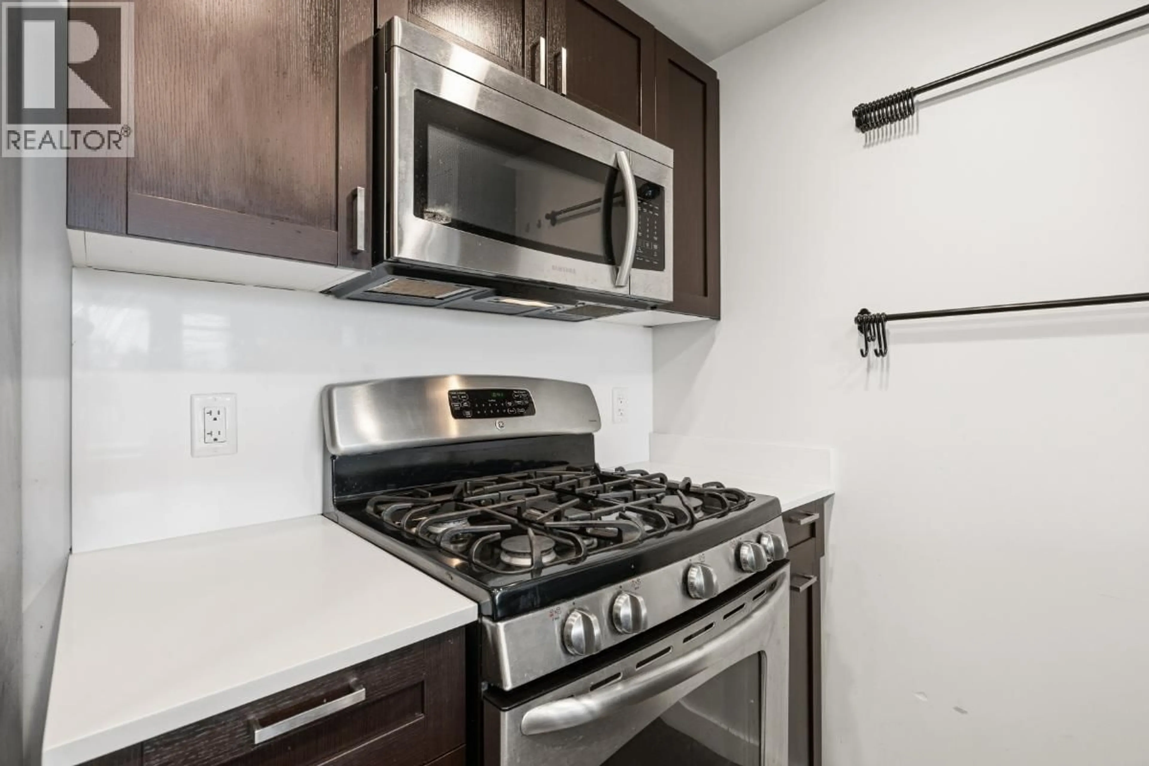 Standard kitchen, unknown for 319 - 4818 ELDORADO MEWS, Vancouver British Columbia V5R0B3