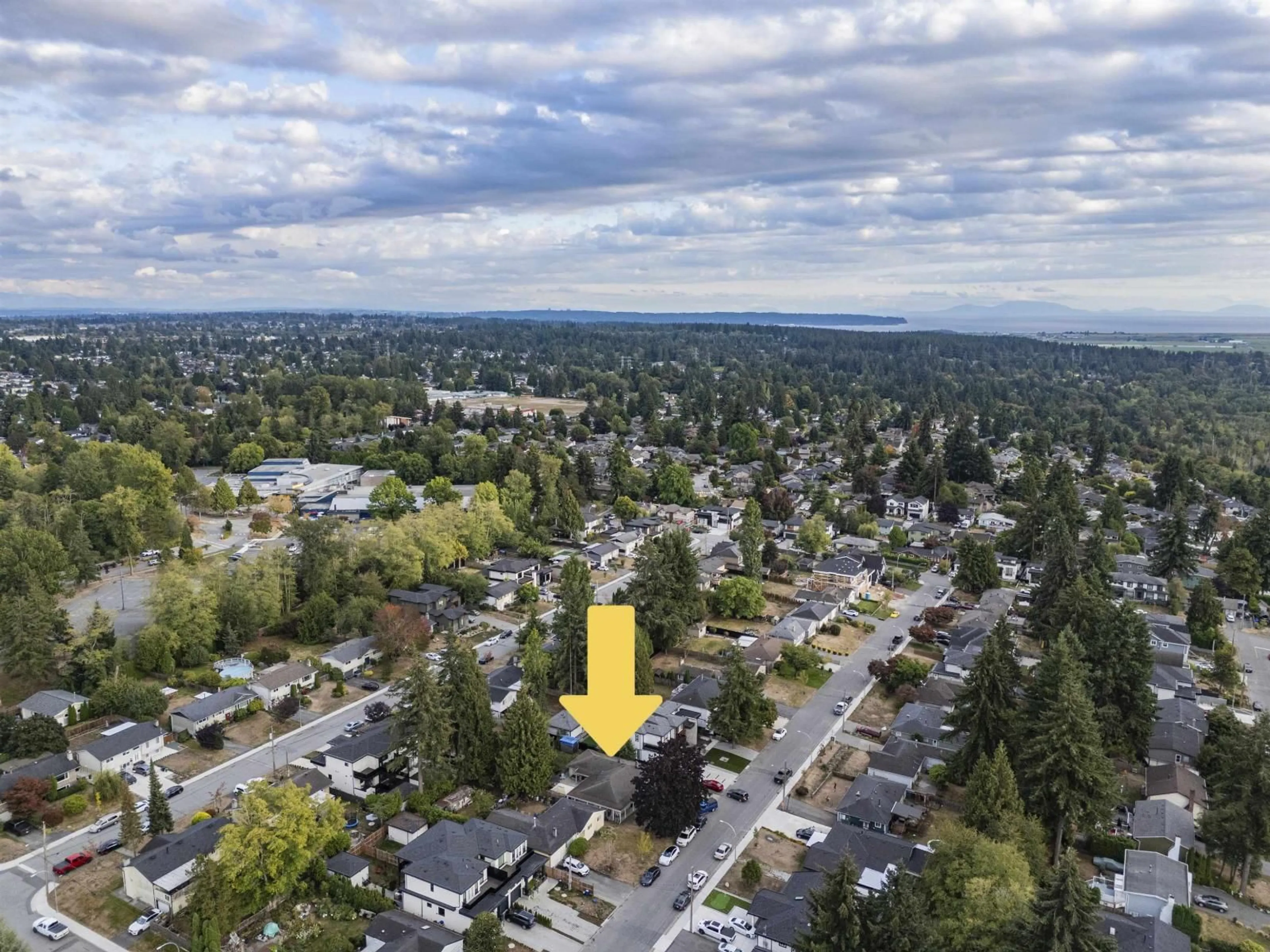 A pic from outside/outdoor area/front of a property/back of a property/a pic from drone, unknown for 7920 110 STREET, Delta British Columbia V4C4H5