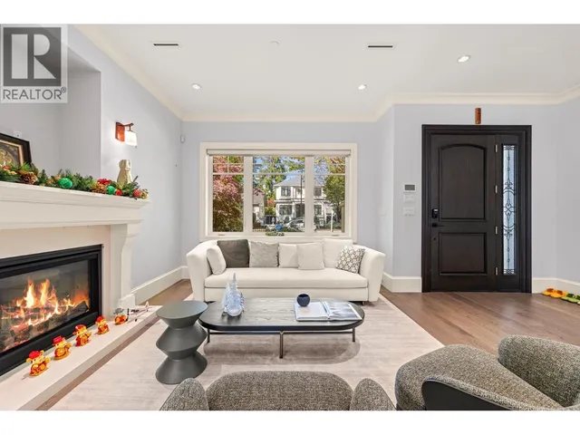 2756 38TH AVENUE, Vancouver 5