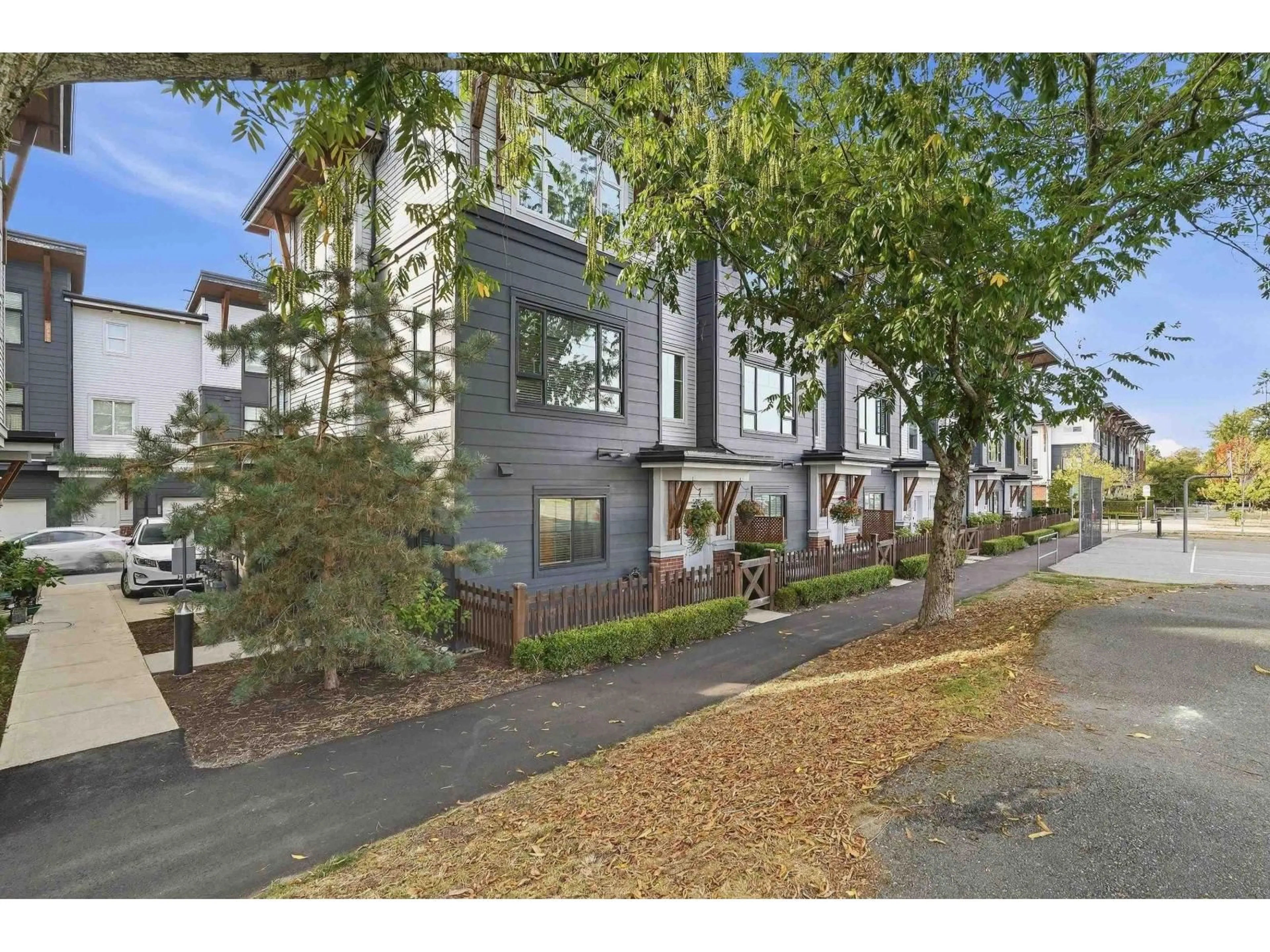 Unknown for 36 - 22128 48A AVENUE, Langley British Columbia V3A0L6