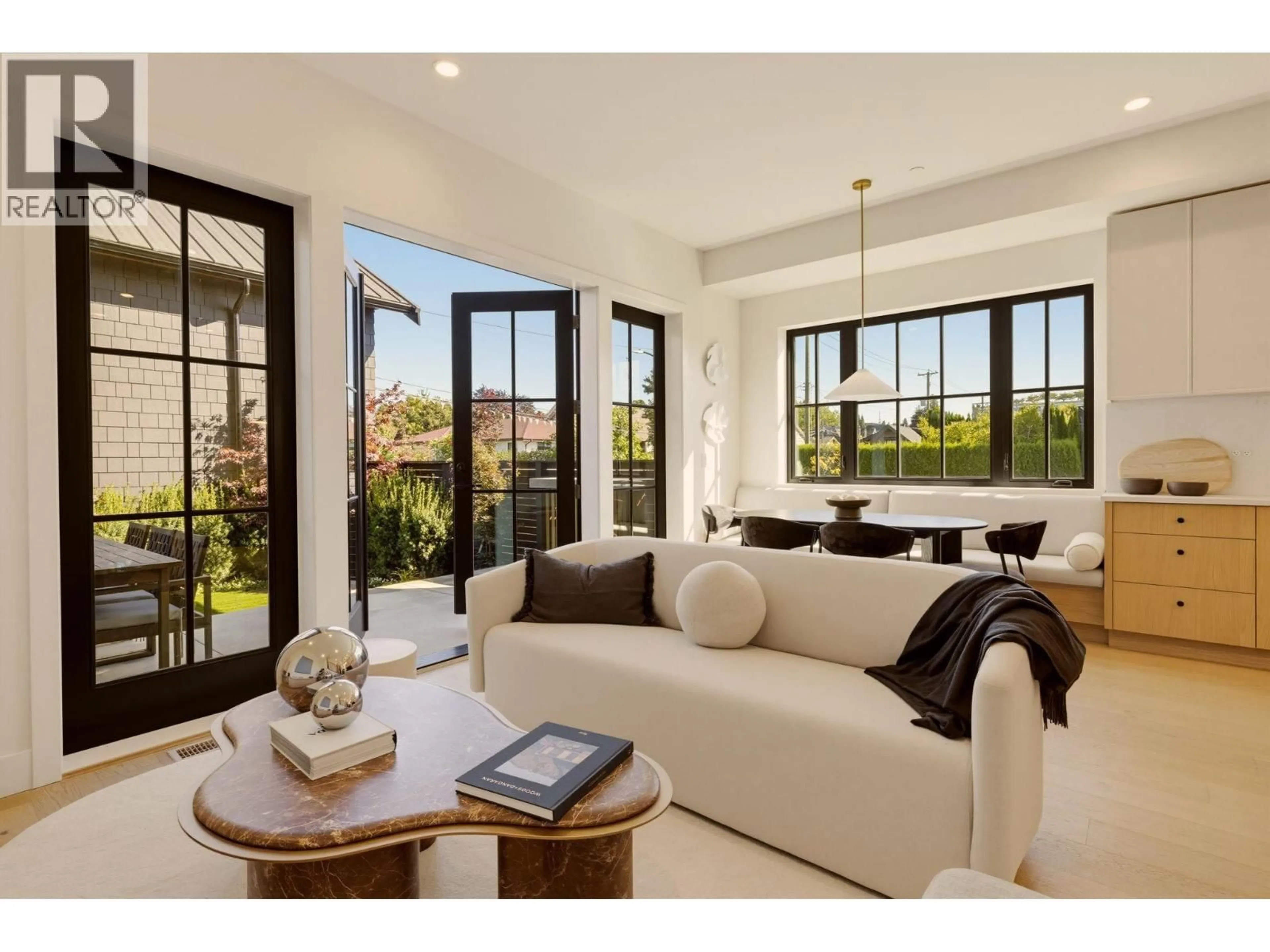 Living room with furniture, ceramic/tile floor for 1 - 3185 VINE STREET, Vancouver British Columbia V6K3B5