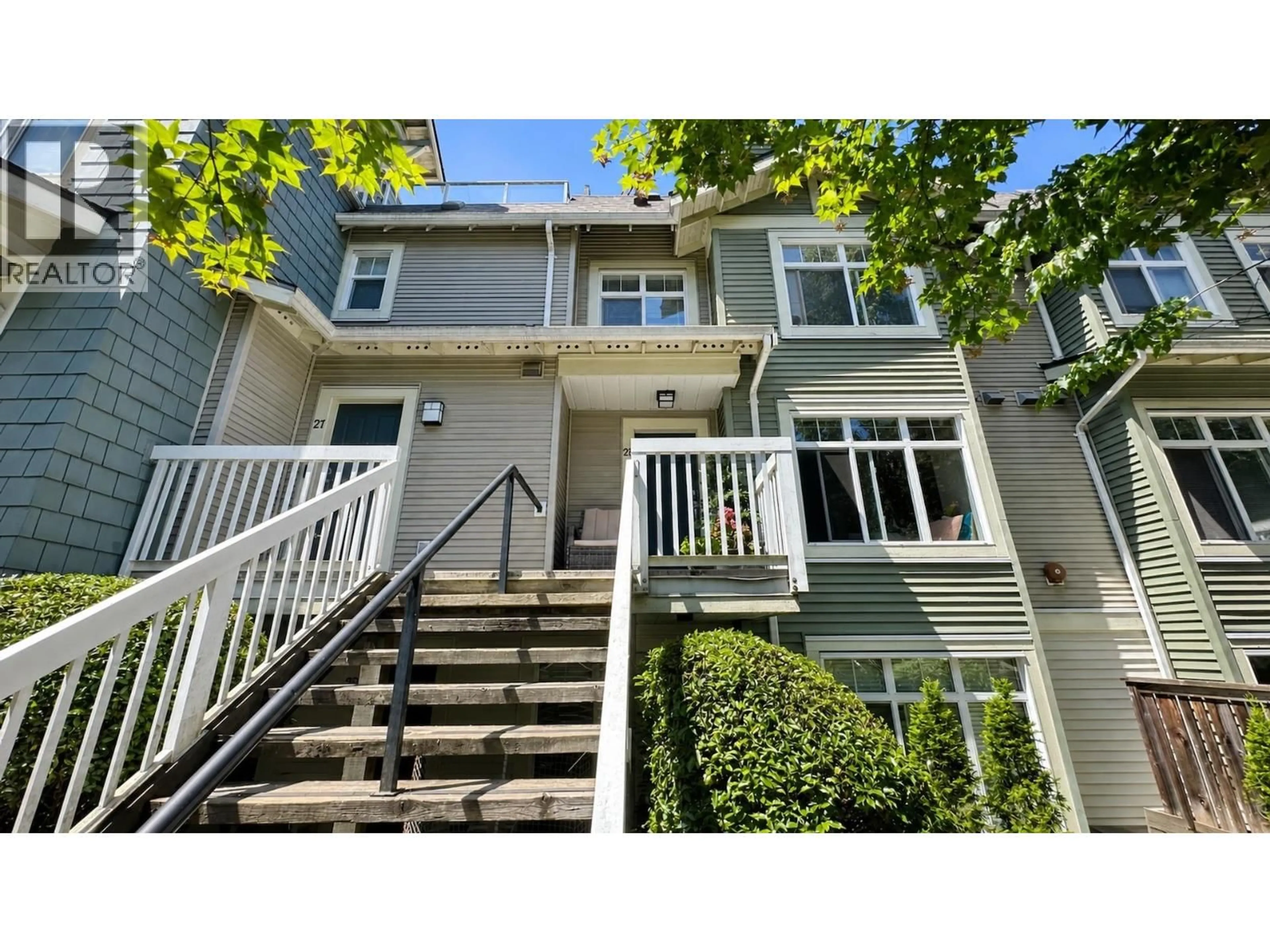 Home with vinyl exterior material, street for 28 - 7428 SOUTHWYNDE AVENUE, Burnaby British Columbia V3N0A1