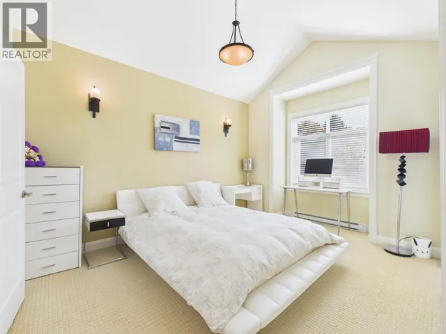 7622 ACHESON ROAD, Richmond 5