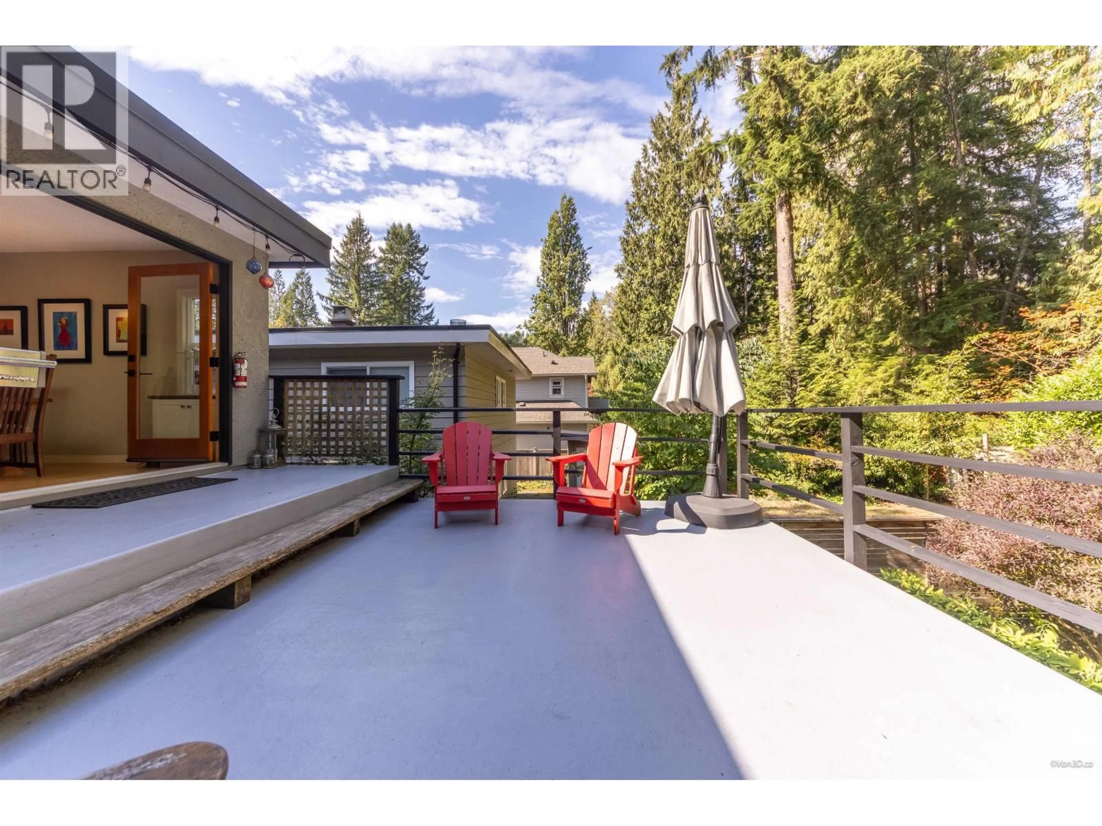 Patio, unknown for 4482 COVE CLIFF ROAD, North Vancouver British Columbia V7G1H6