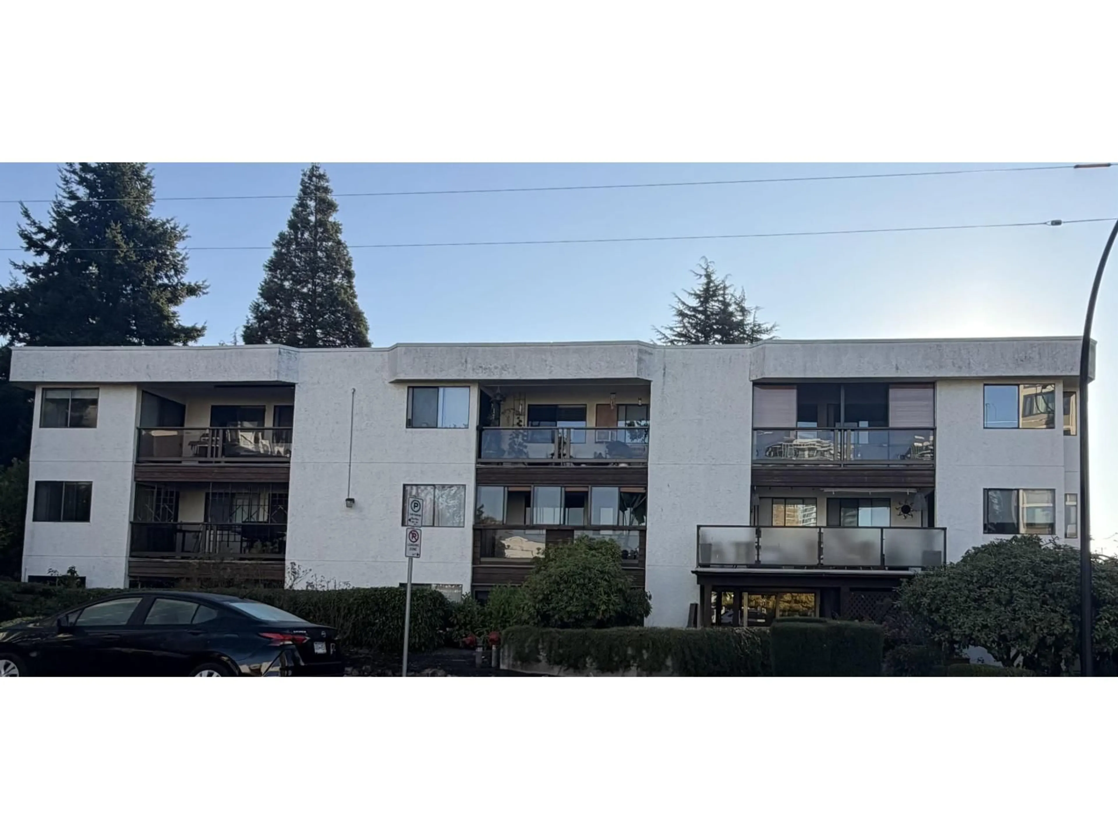 Unknown for 204 - 1526 GEORGE STREET, White Rock British Columbia V4B4A5