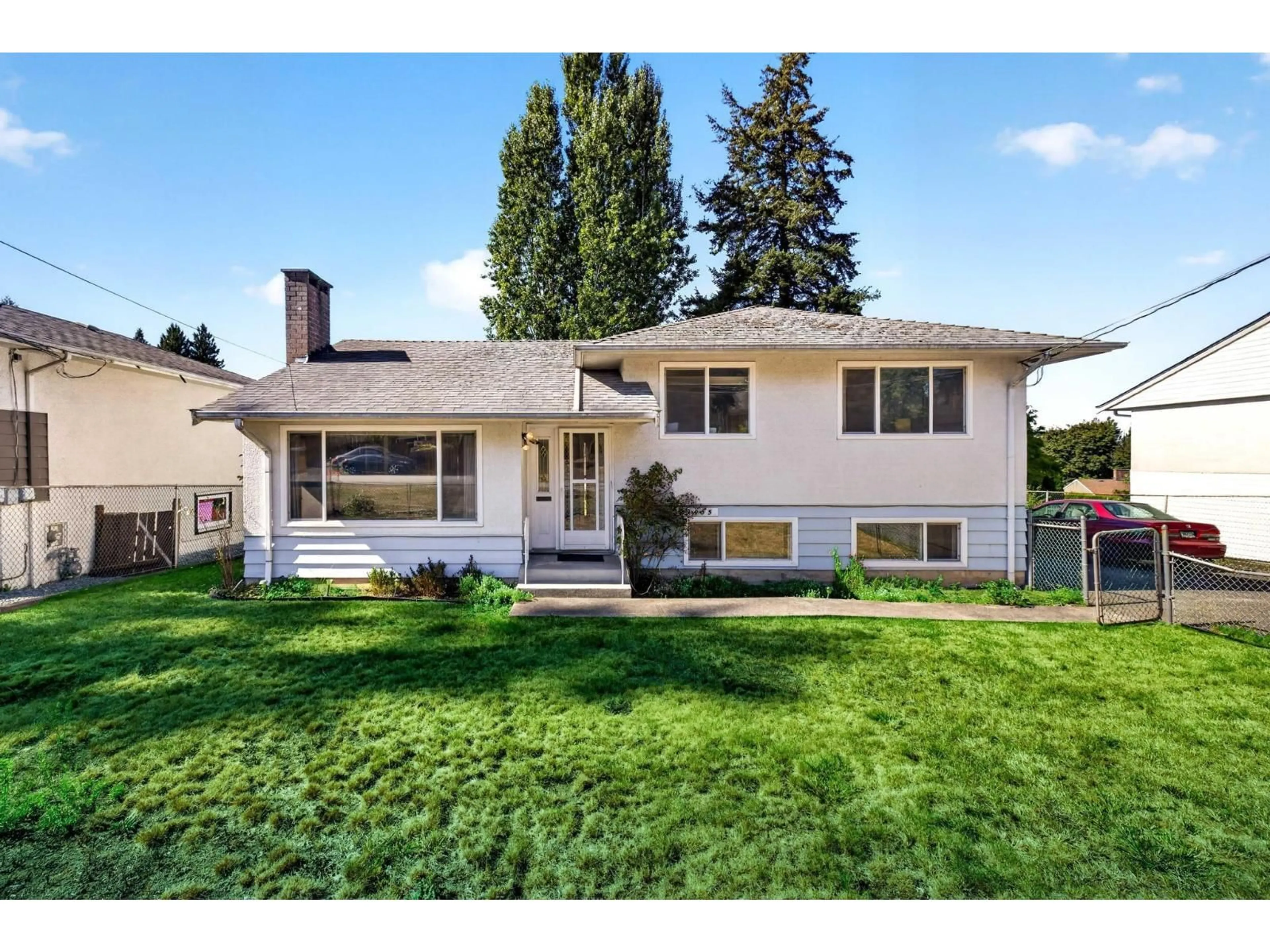 Home with vinyl exterior material, street for 9455 113B STREET, Delta British Columbia V4C5G6