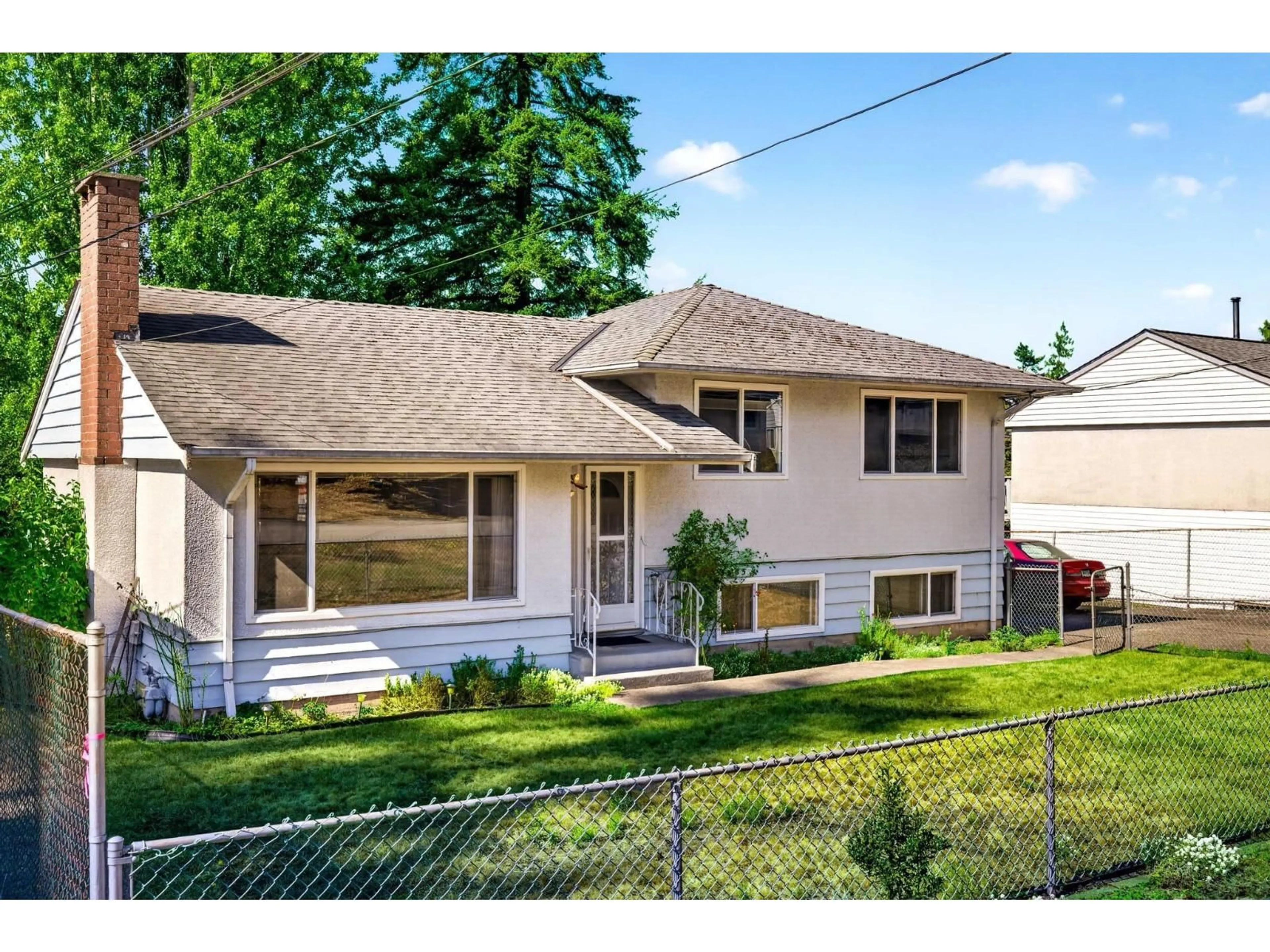 Home with vinyl exterior material, street for 9455 113B STREET, Delta British Columbia V4C5G6