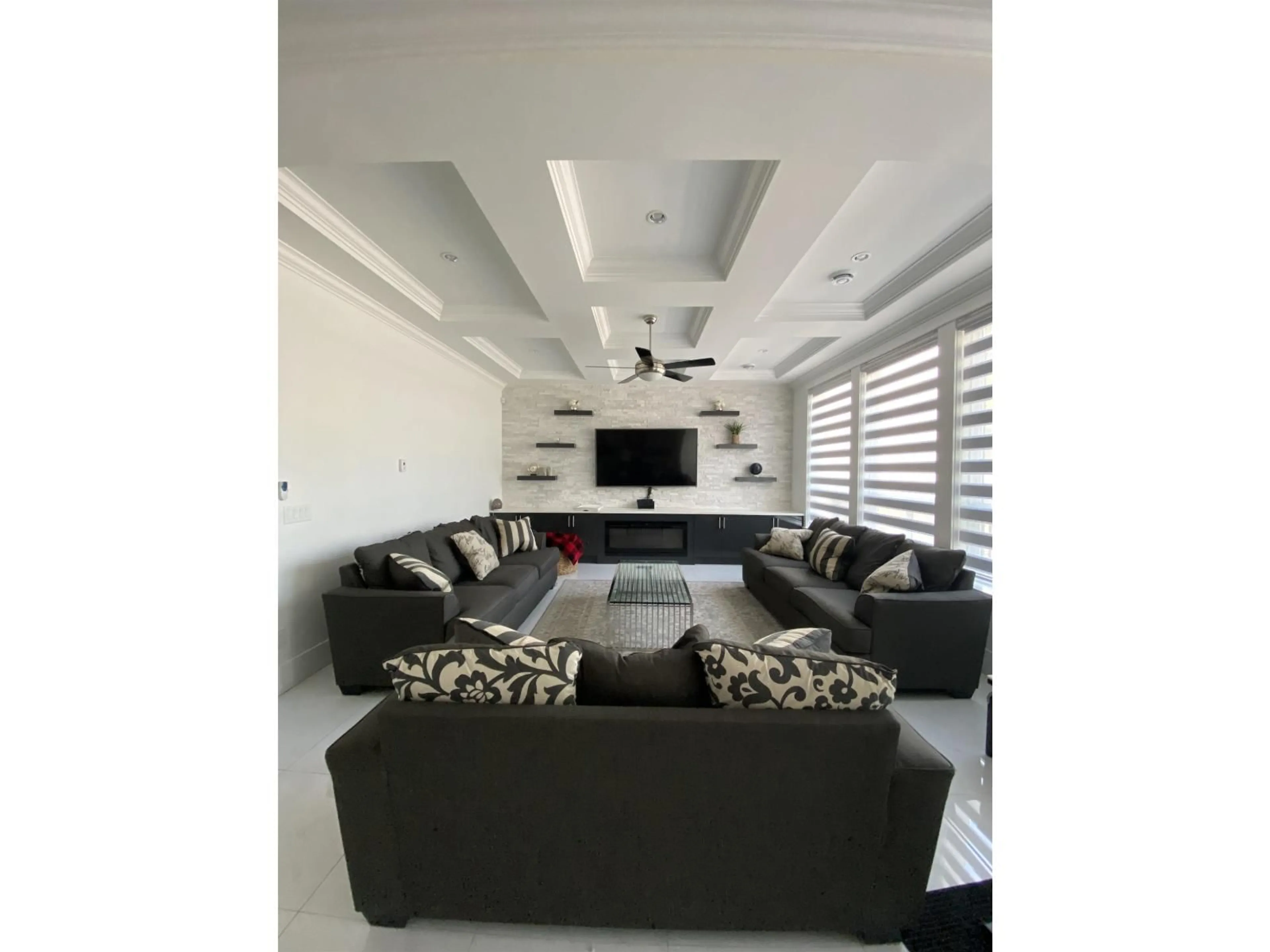 Living room with furniture, unknown for 12845 99 AVENUE, Surrey British Columbia V3T1E6