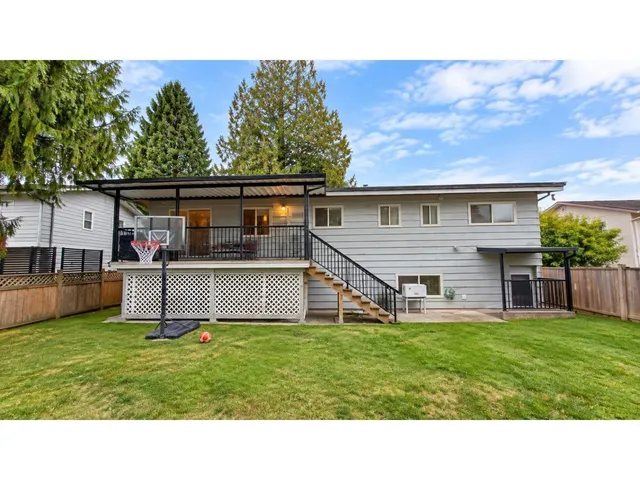 11443 75 AVENUE, Delta 2