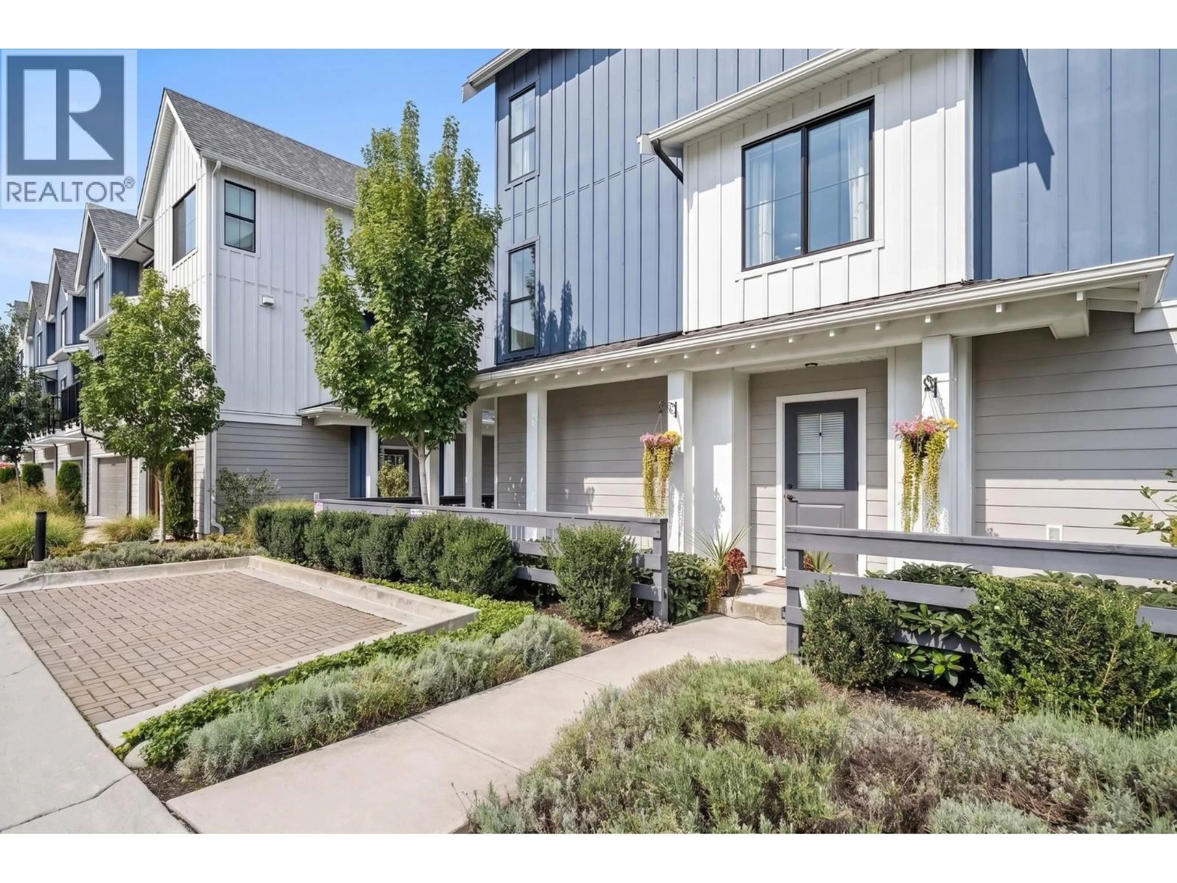 Unknown for 64 - 488 FURNESS STREET, New Westminster British Columbia V3M0M1