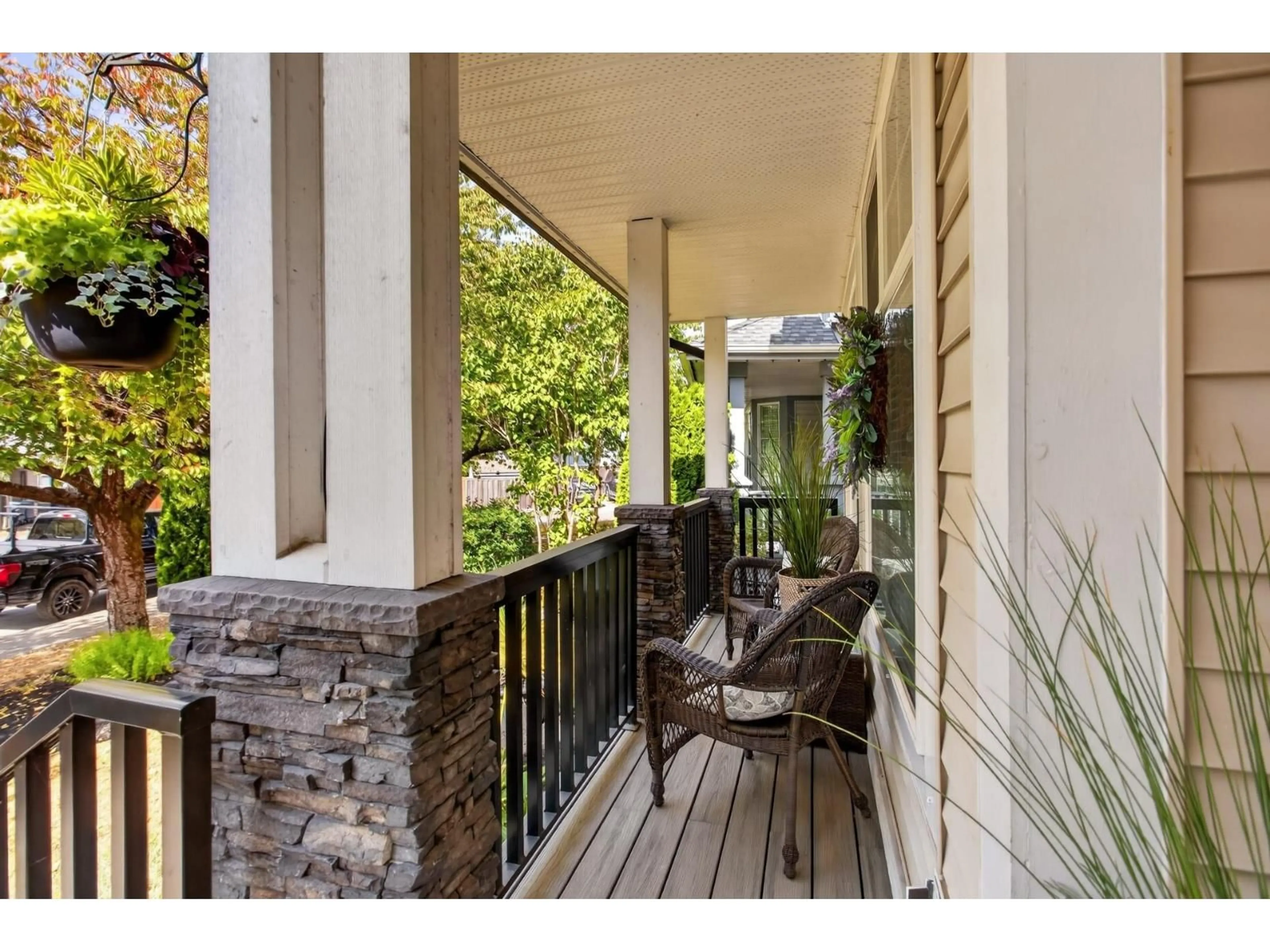 Unknown for 6462 185 STREET, Surrey British Columbia V3S8S8