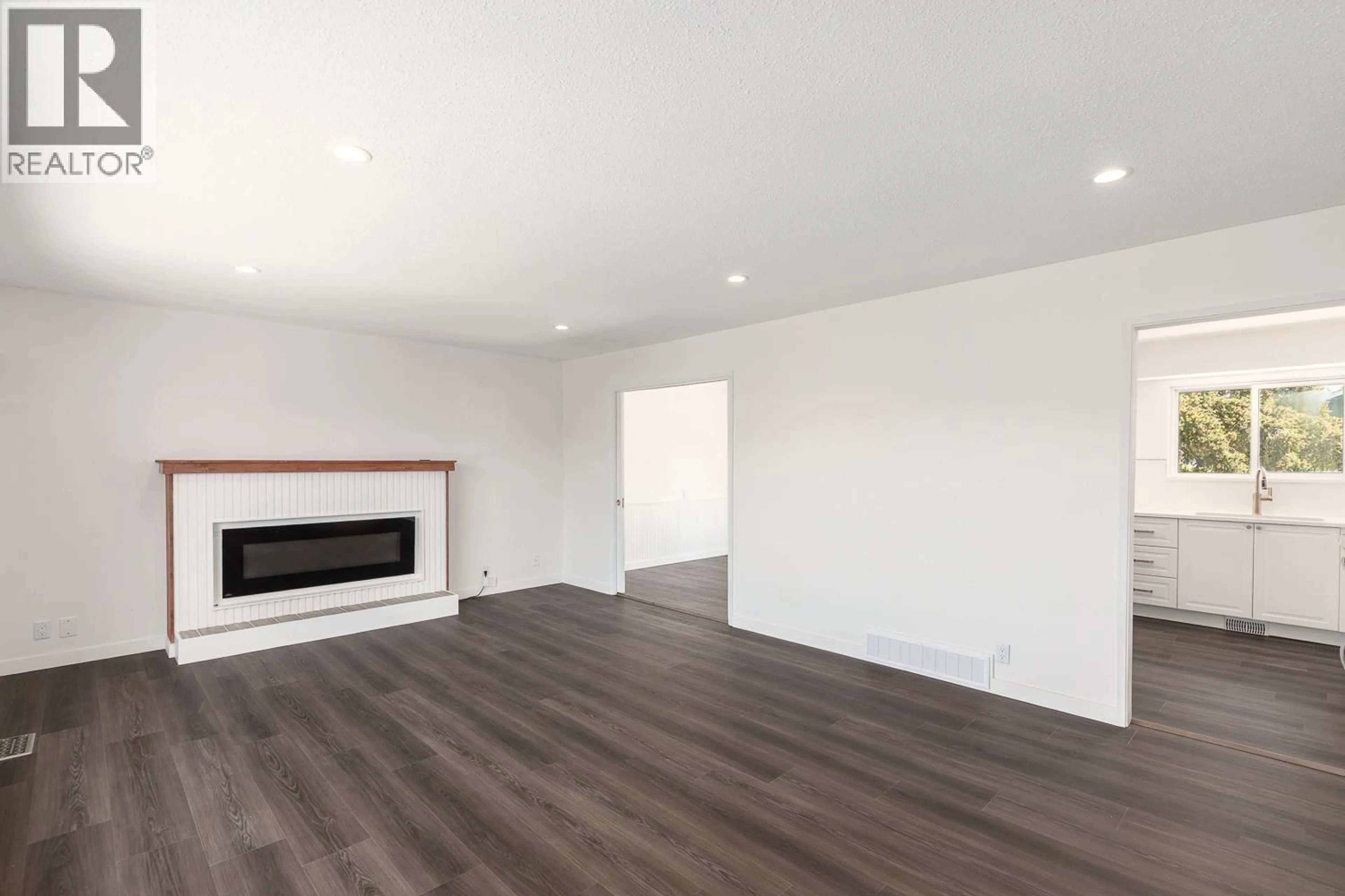 A pic of a room for 4600 53 STREET, Delta British Columbia V4K2Z1