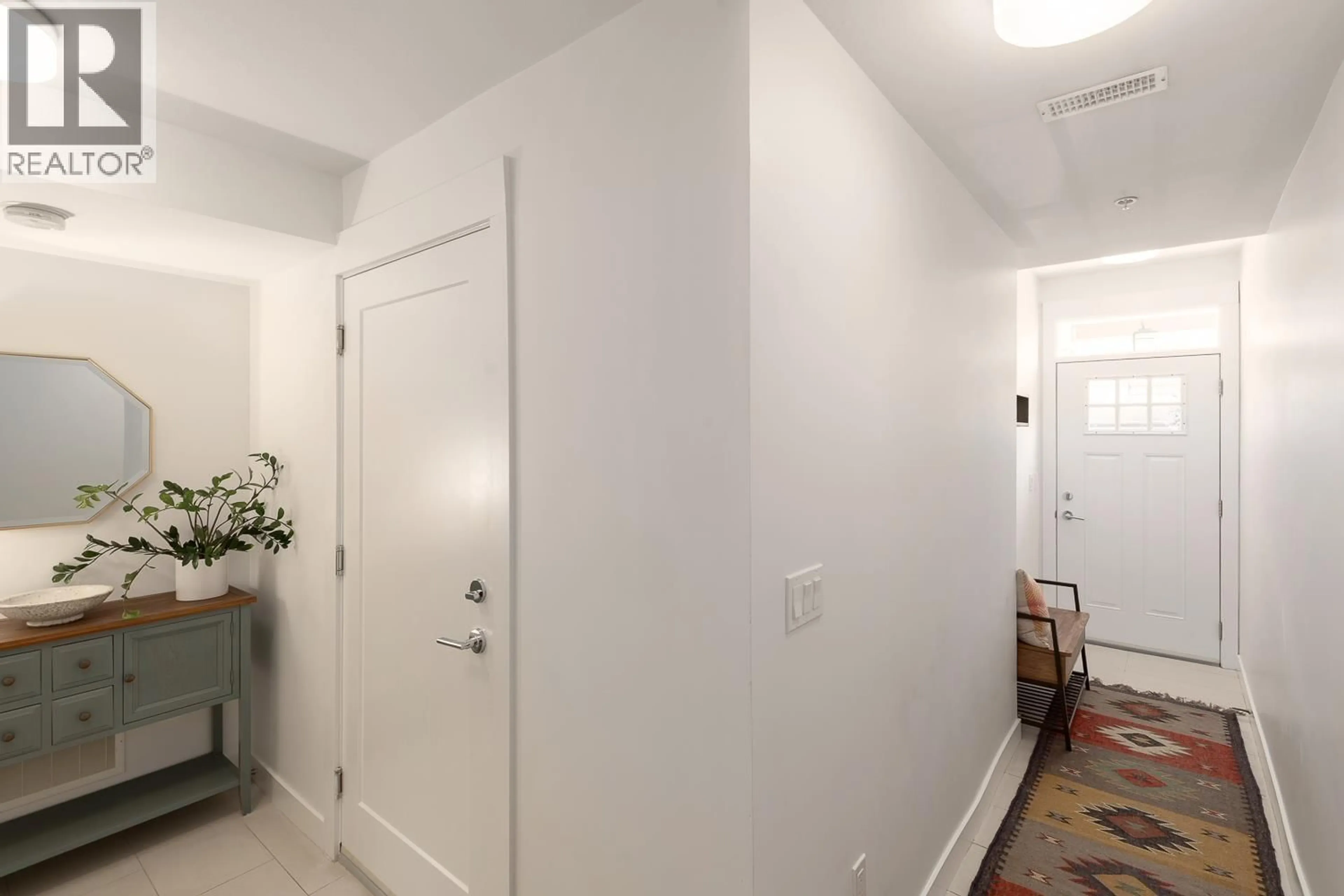 Indoor entryway for 32 - 23539 GILKER HILL ROAD, Maple Ridge British Columbia V2W1C8