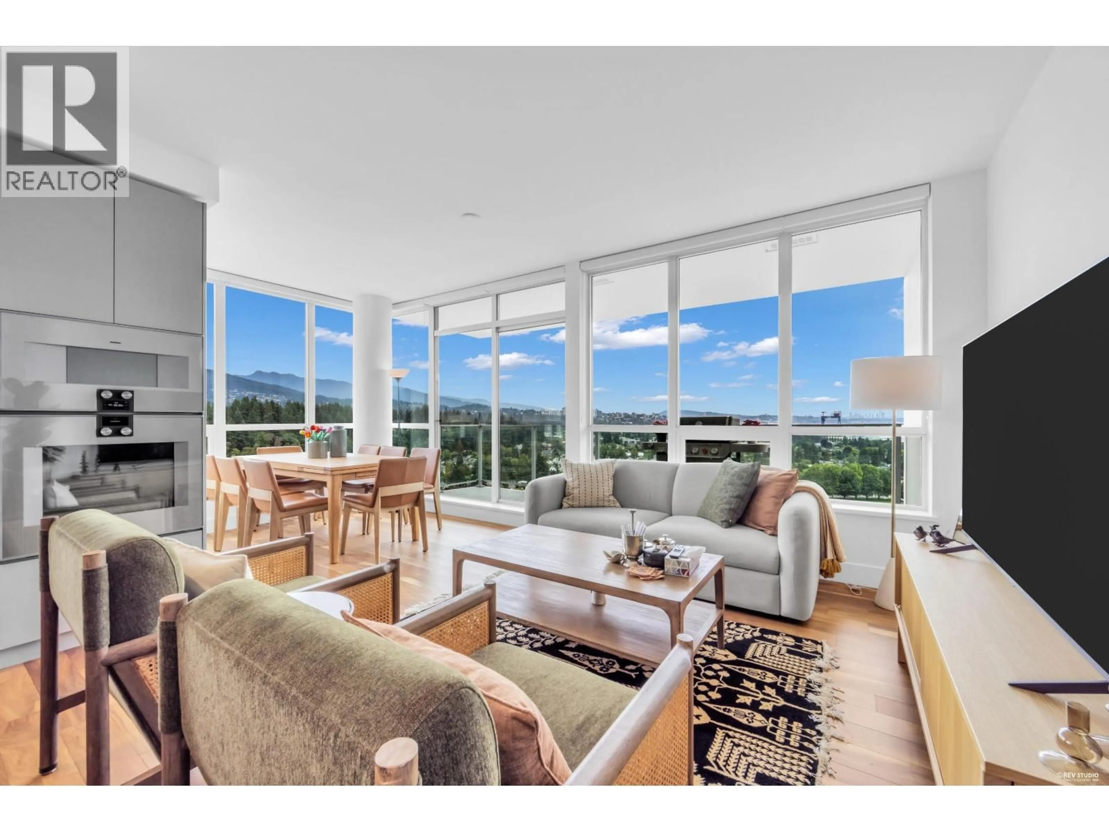 Living room with furniture, unknown for 2001 - 1632 LIONS GATE LANE, North Vancouver British Columbia V7P0E2