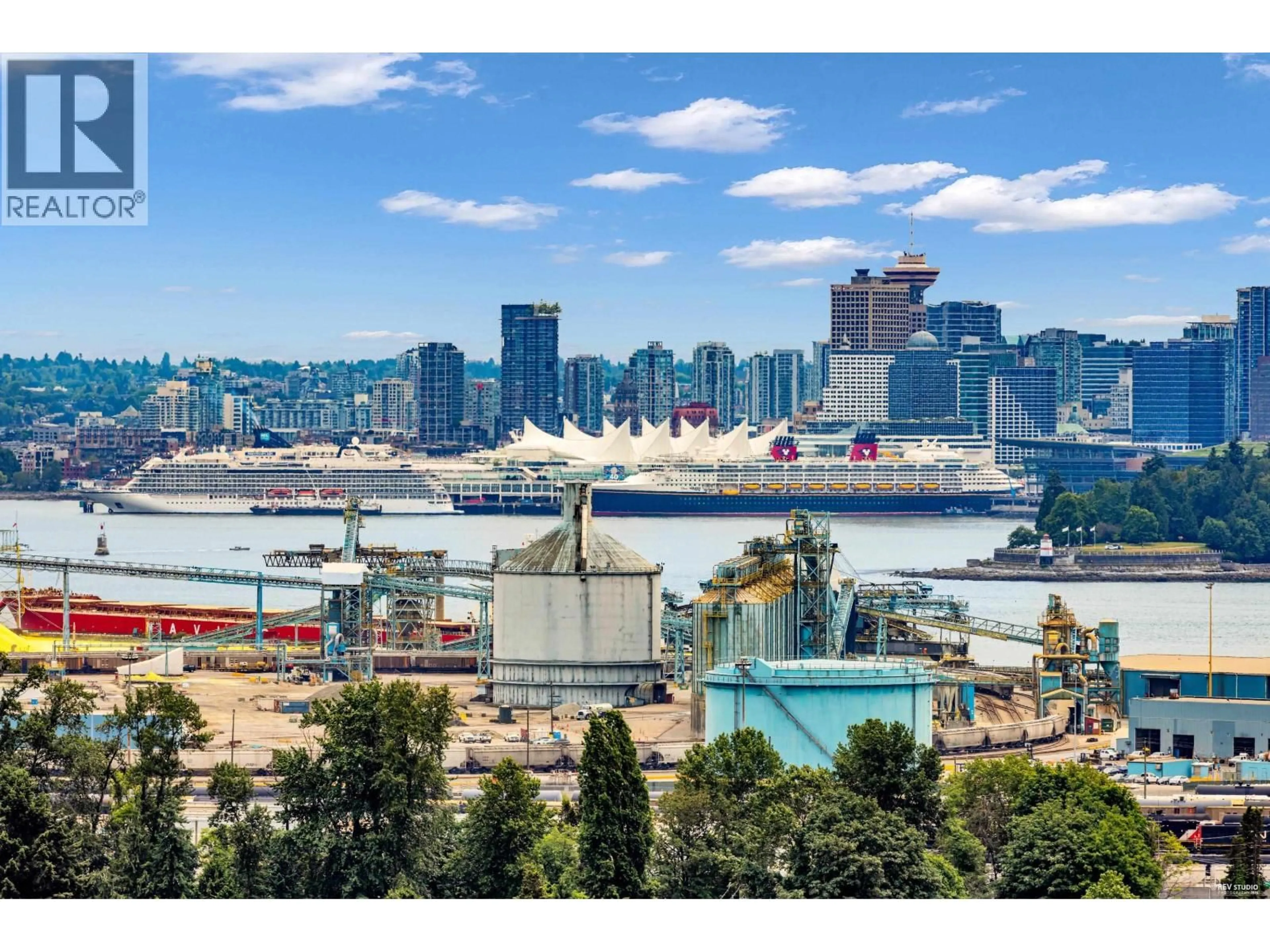 Unknown for 2001 - 1632 LIONS GATE LANE, North Vancouver British Columbia V7P0E2
