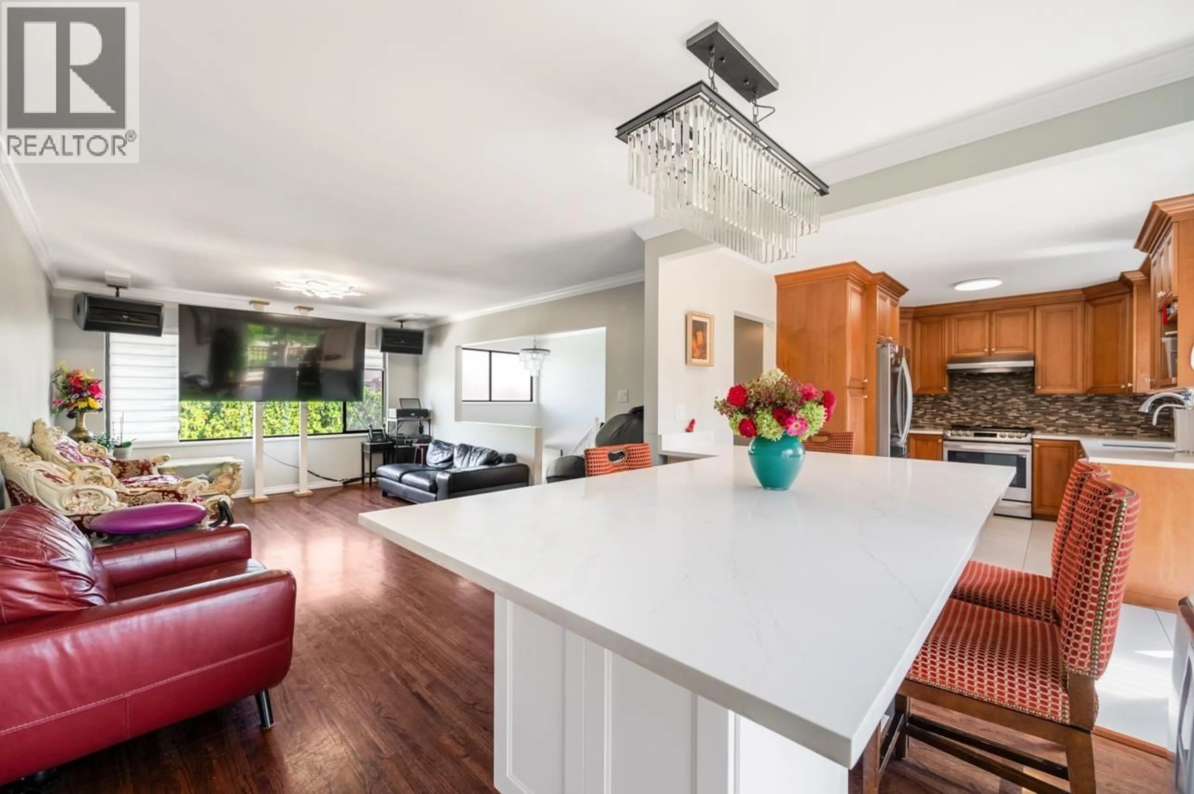 Open concept kitchen, unknown for 10440 AINTREE CRESCENT, Richmond British Columbia V7A3T6