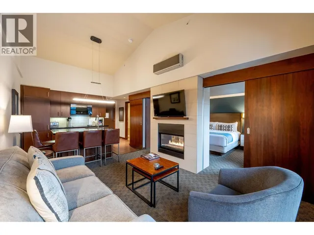 414A - 2020 LONDON LANE, Whistler 2