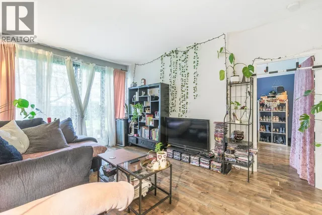 101 - 828 AGNES STREET, New Westminster 4