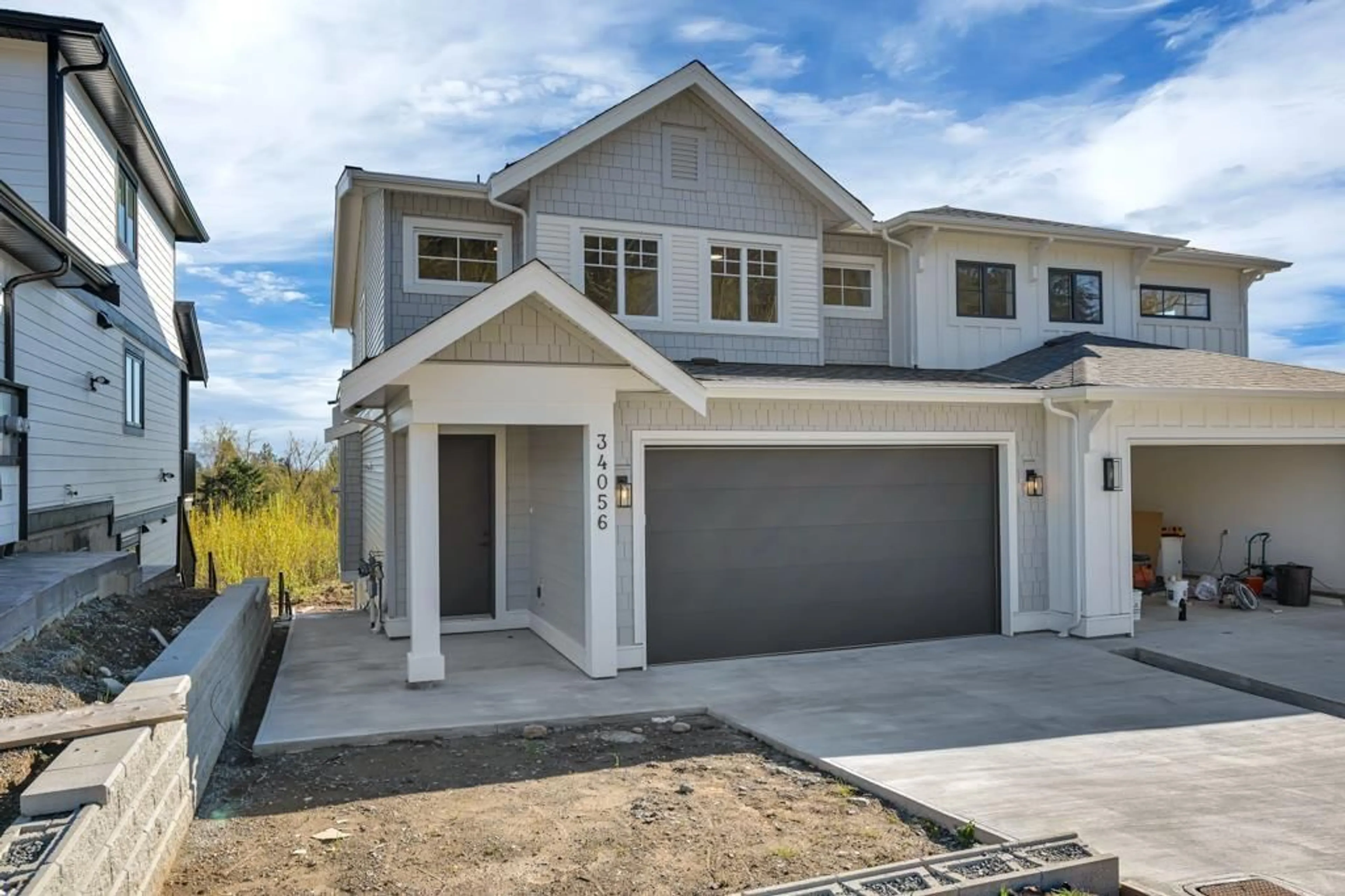 Home with vinyl exterior material, street for 34056 BEST AVENUE, Mission British Columbia V2V0H9
