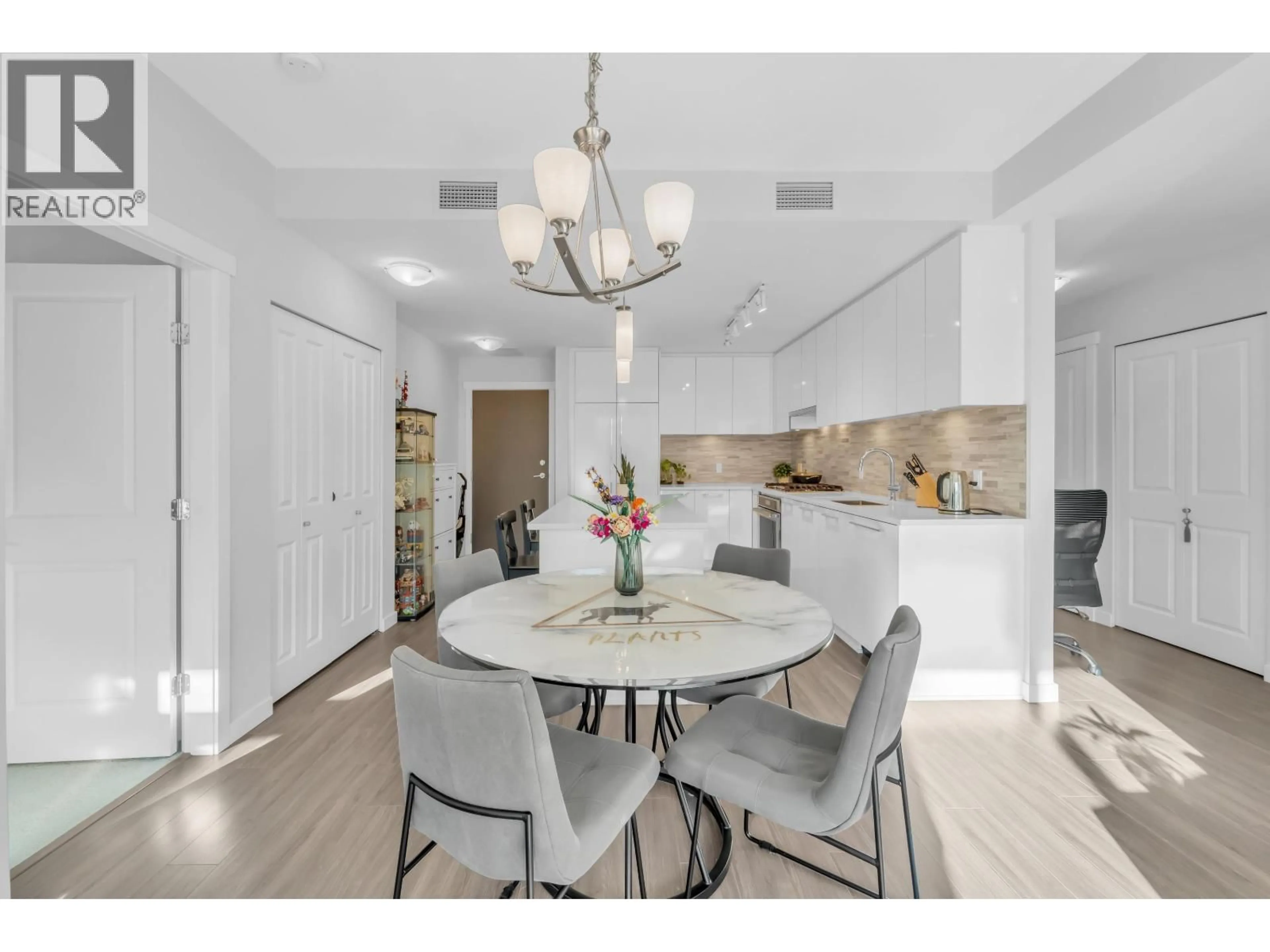Unknown for 213 - 9551 ALEXANDRA ROAD, Richmond British Columbia V6X0S6