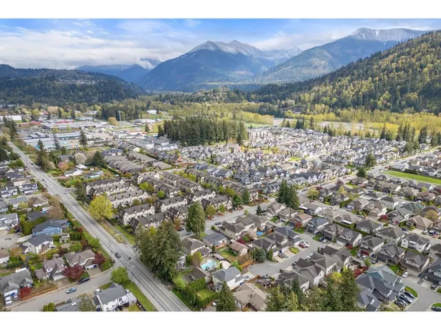 5565 PEACH ROAD, Chilliwack 2