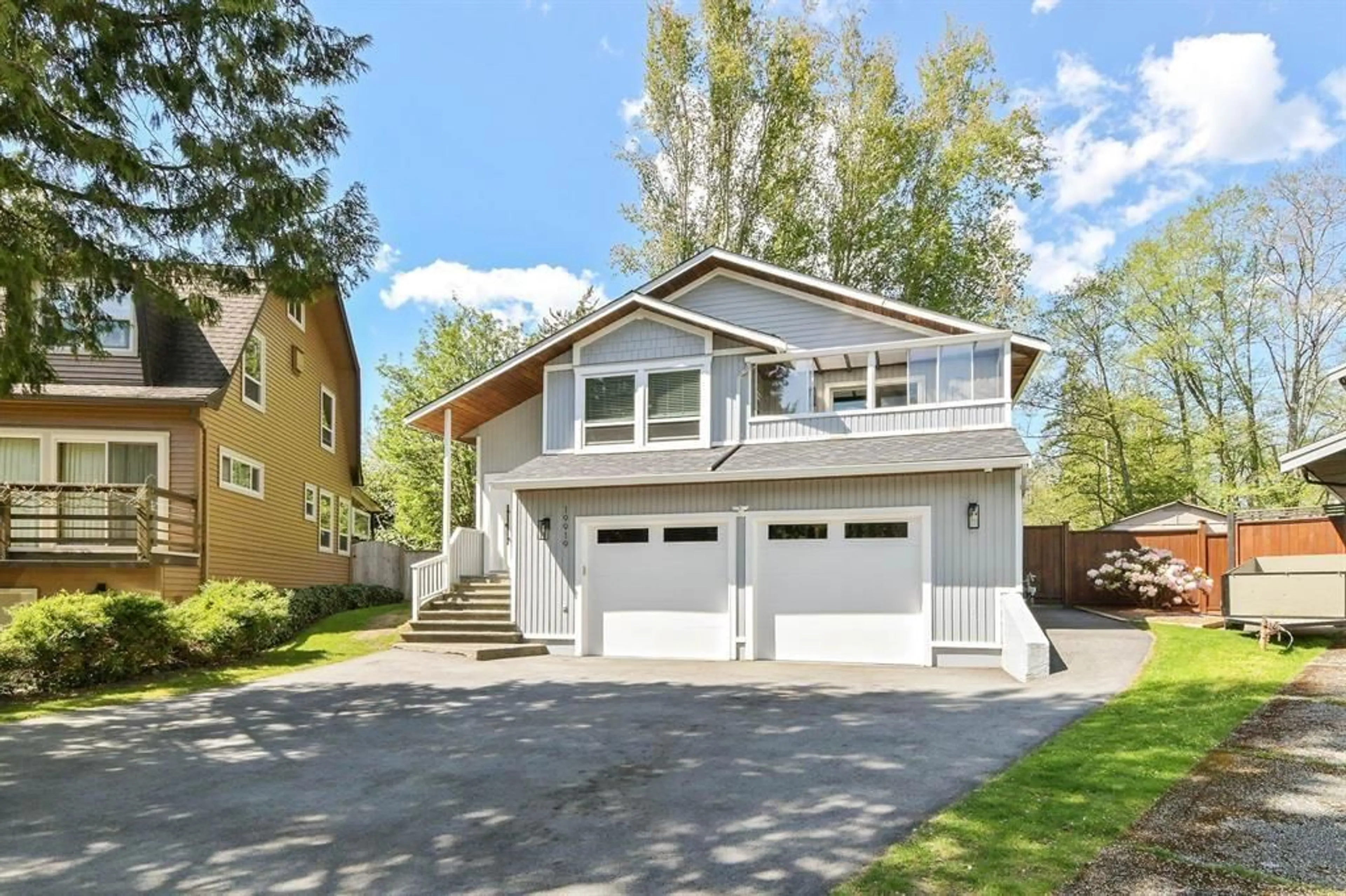 Home with vinyl exterior material, street for 19919 51 AVENUE, Langley British Columbia V3A7P2