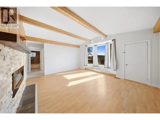 10808 101 AVENUE, Fort St. John 5