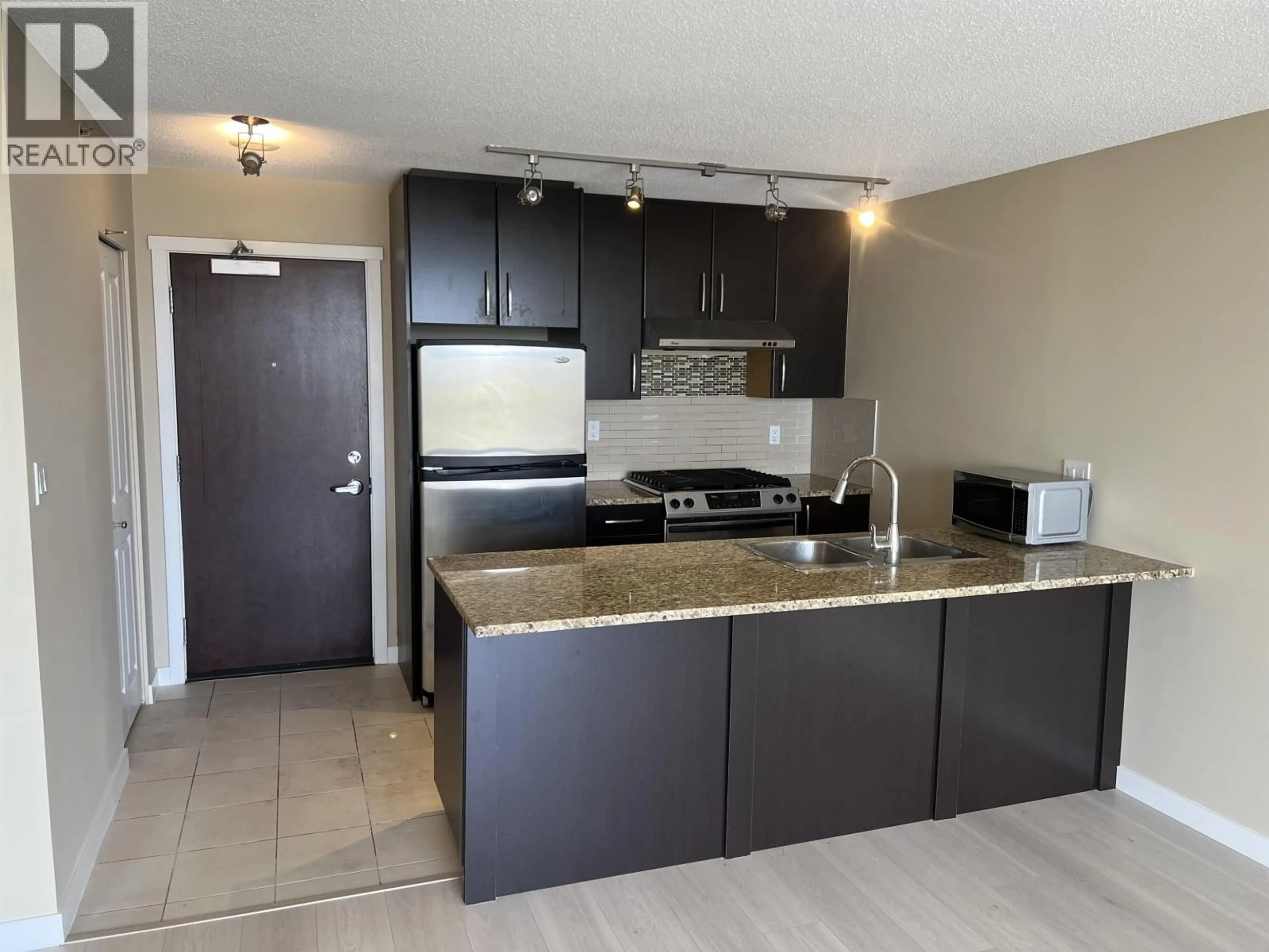 Standard kitchen, unknown for 1702 - 5068 KWANTLEN STREET, Richmond British Columbia V6X4K4