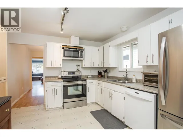 11270 HARRISON STREET, Maple Ridge 5