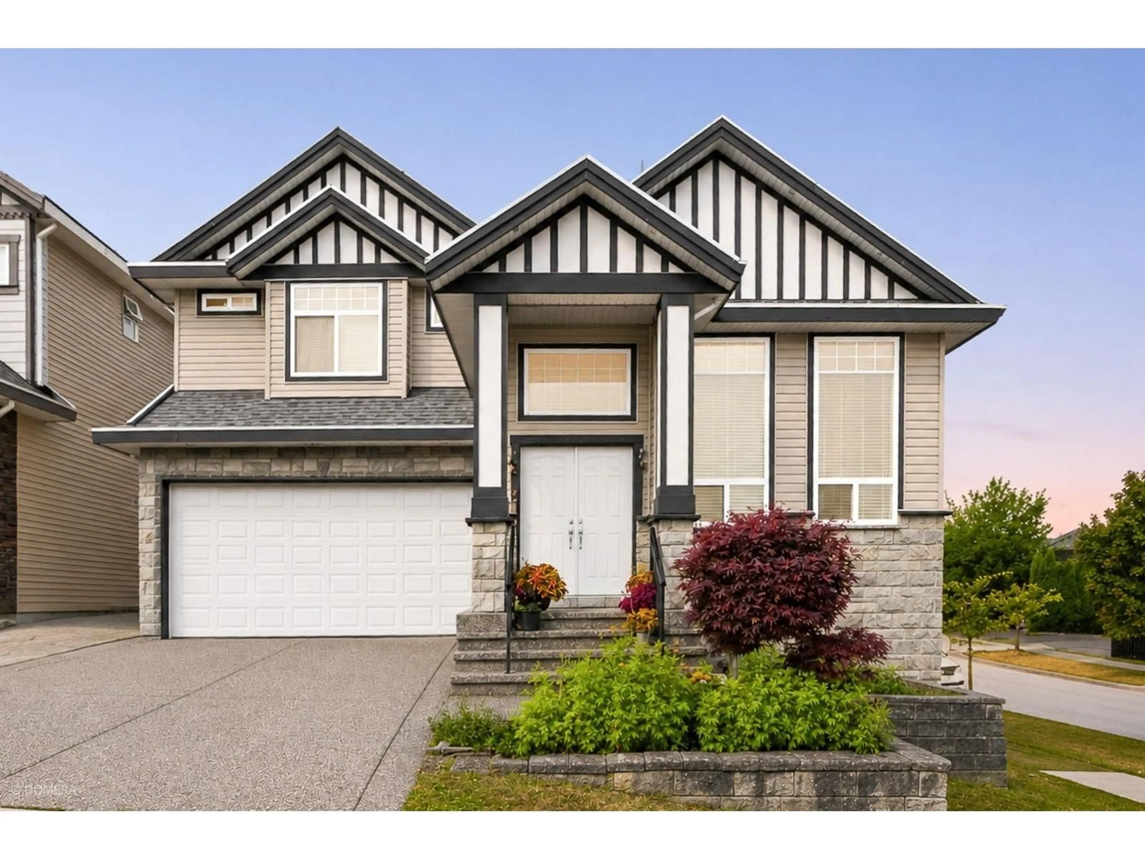 Home with vinyl exterior material, street for 6191 146 STREET, Surrey British Columbia V3S3A1