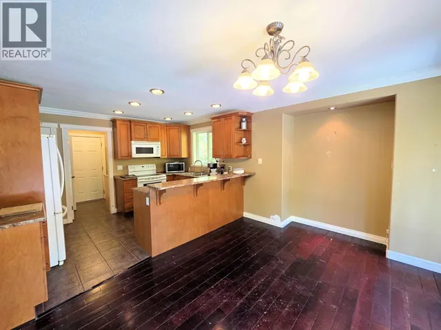 9122 REYNOLDS ROAD, Prince George 5