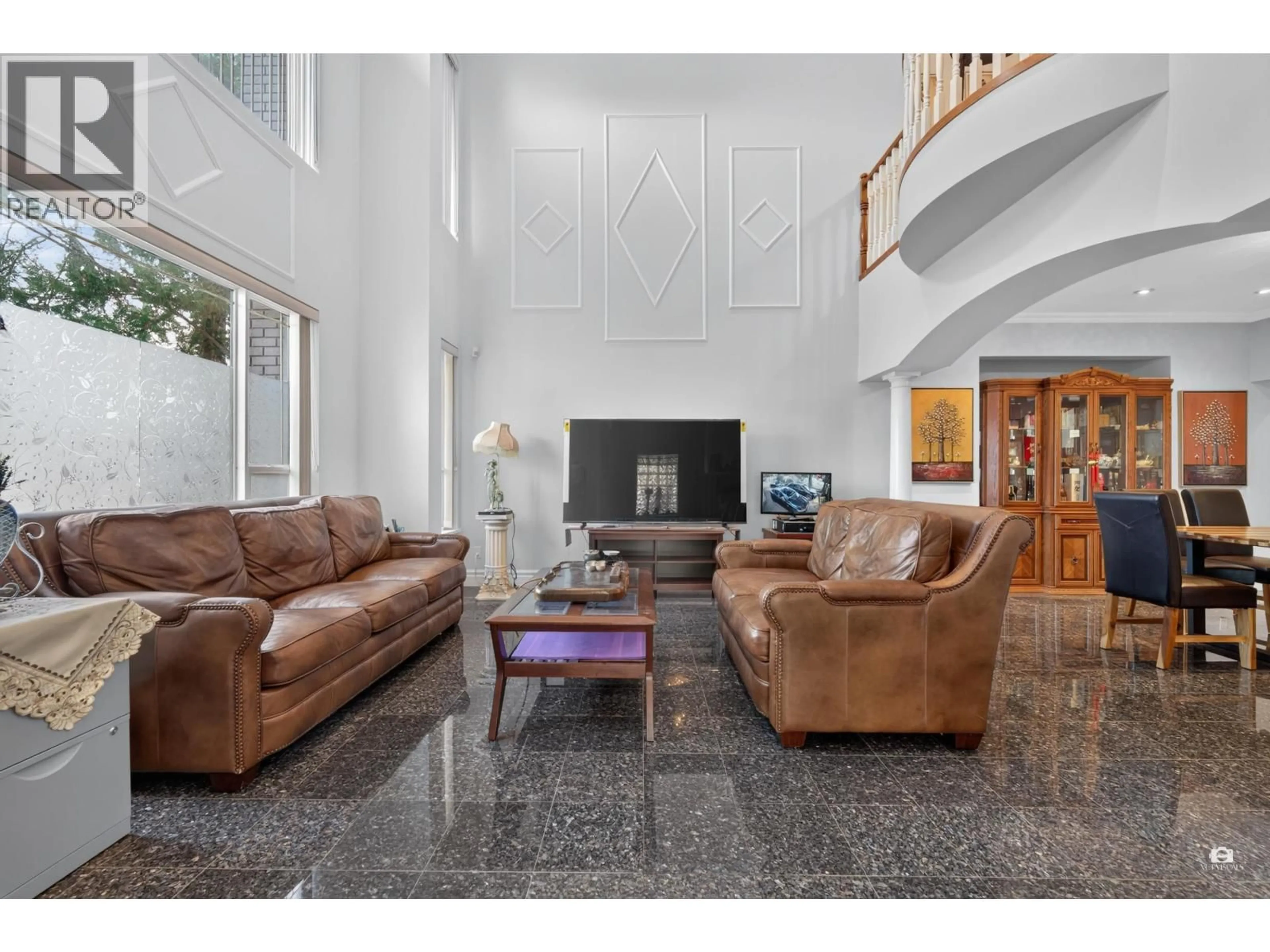 Living room with furniture, ceramic/tile floor for 8151 GILBERT ROAD, Richmond British Columbia V7C3W8