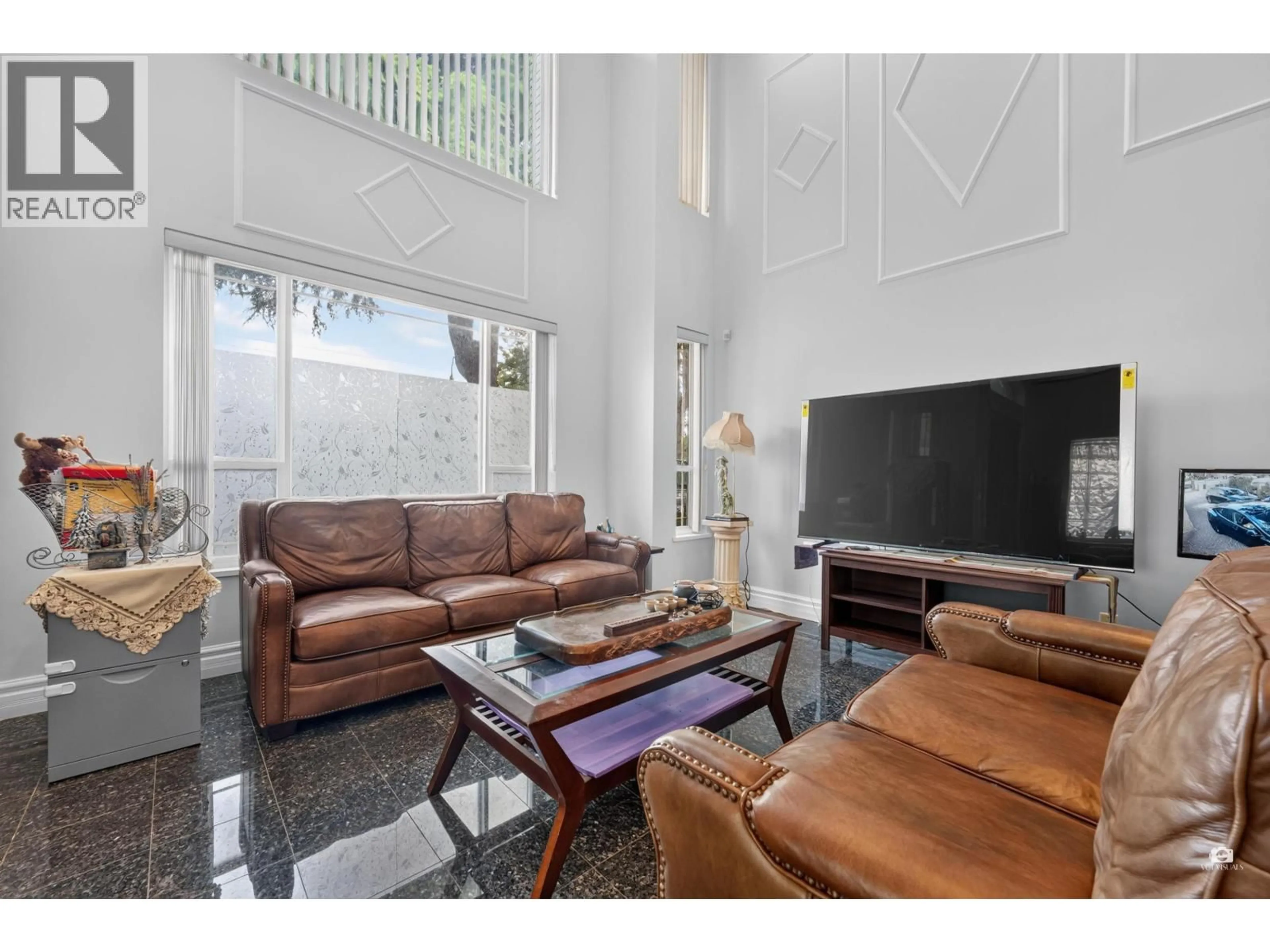 Living room with furniture, unknown for 8151 GILBERT ROAD, Richmond British Columbia V7C3W8