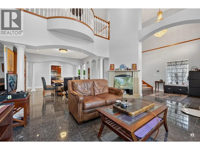8151 GILBERT ROAD, Richmond 5