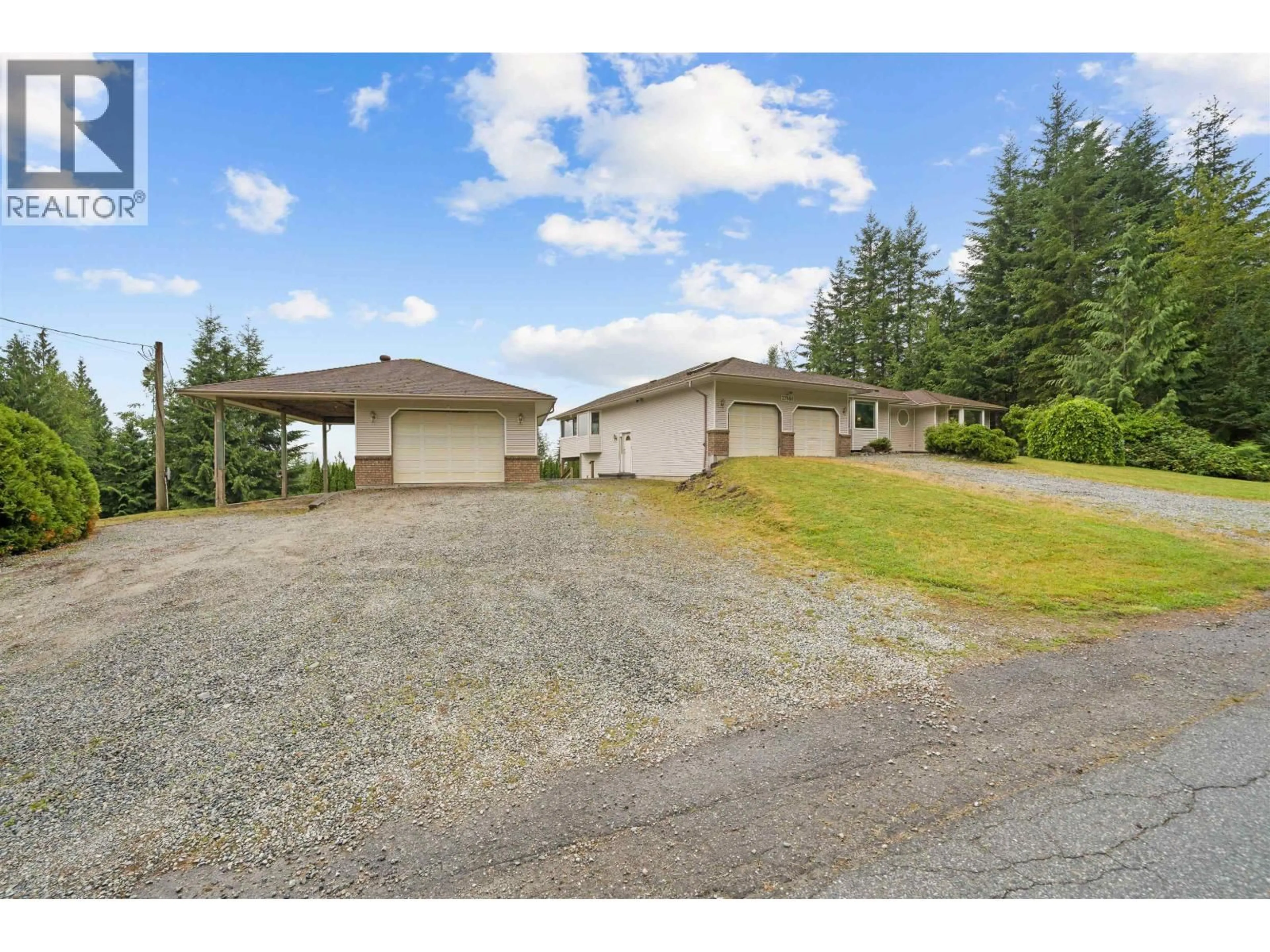 A pic from outside/outdoor area/front of a property/back of a property/a pic from drone, unknown for 27660 128 AVENUE, Maple Ridge British Columbia V2W1N5