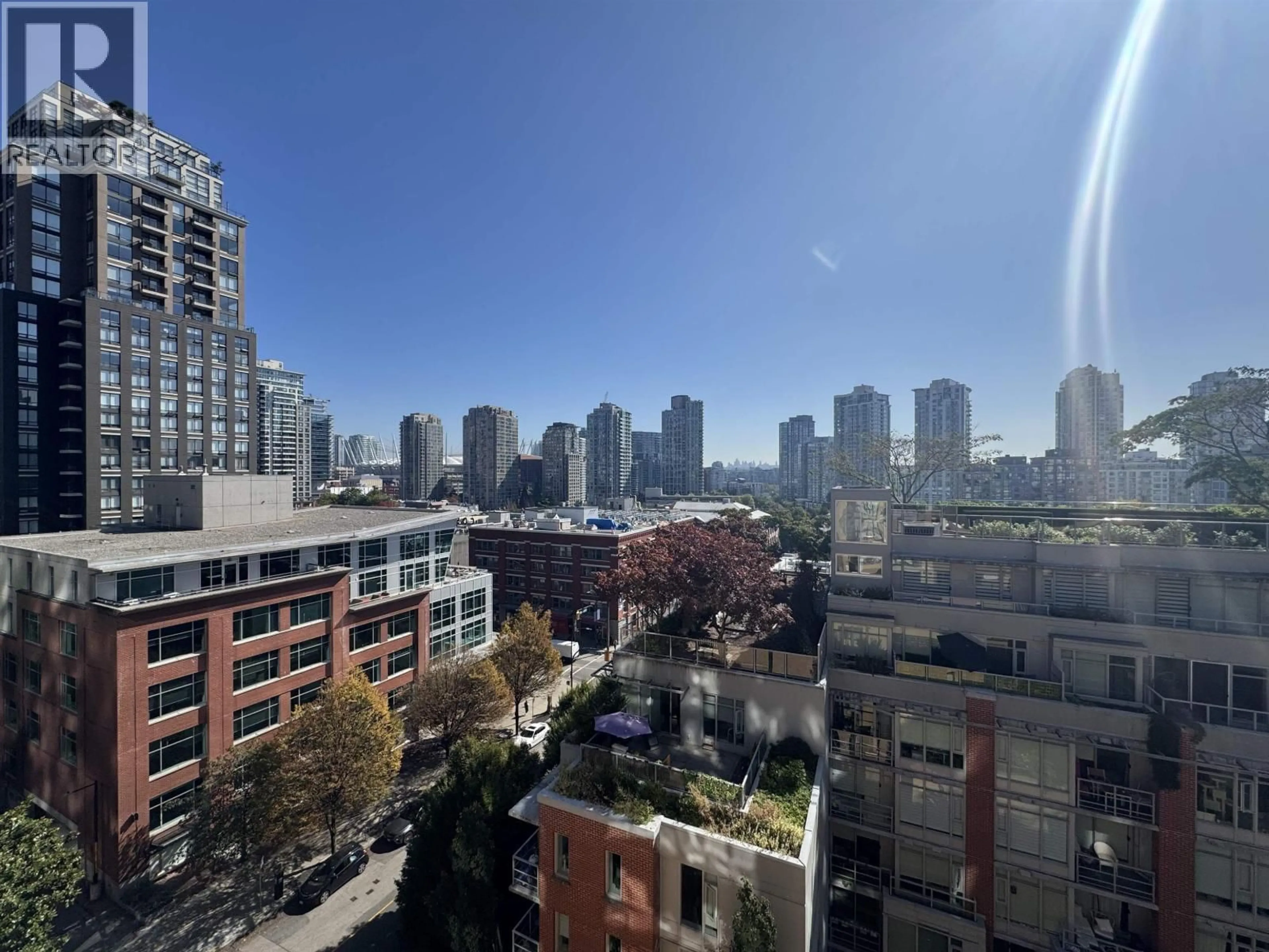 A pic of a room for 903 - 488 HELMCKEN STREET, Vancouver British Columbia V6B6E4