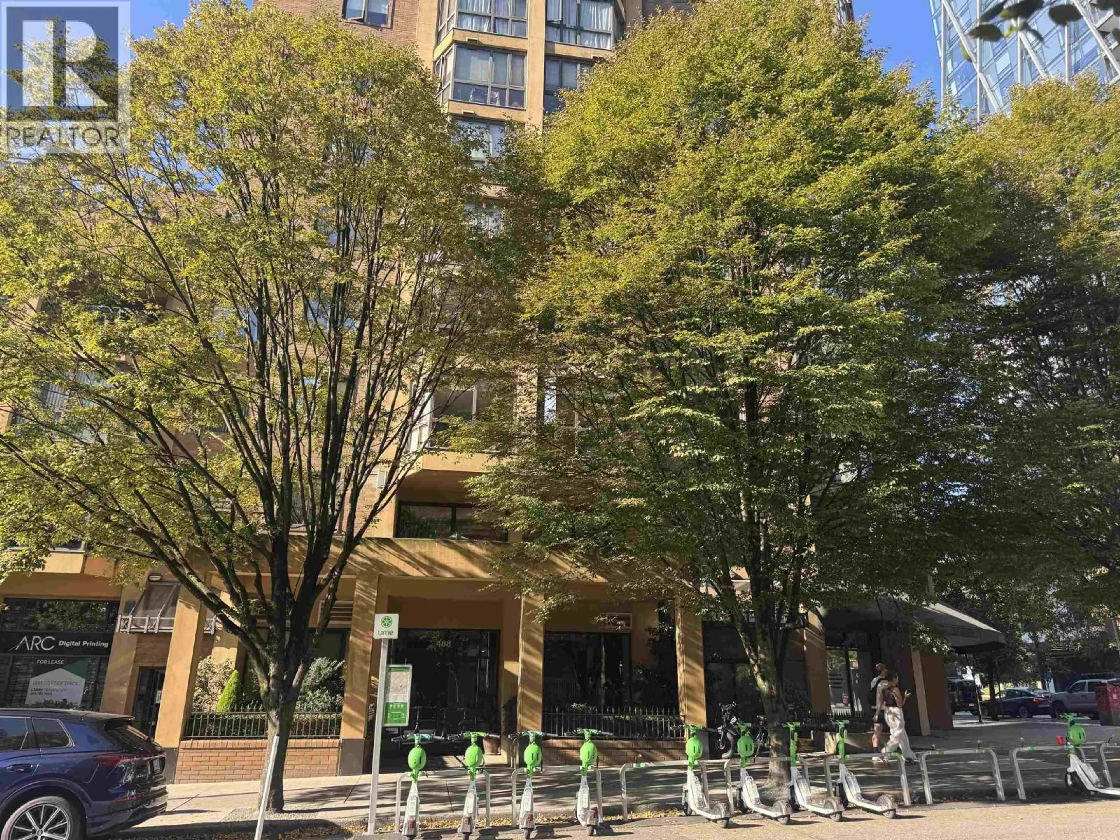 Patio, street for 903 - 488 HELMCKEN STREET, Vancouver British Columbia V6B6E4