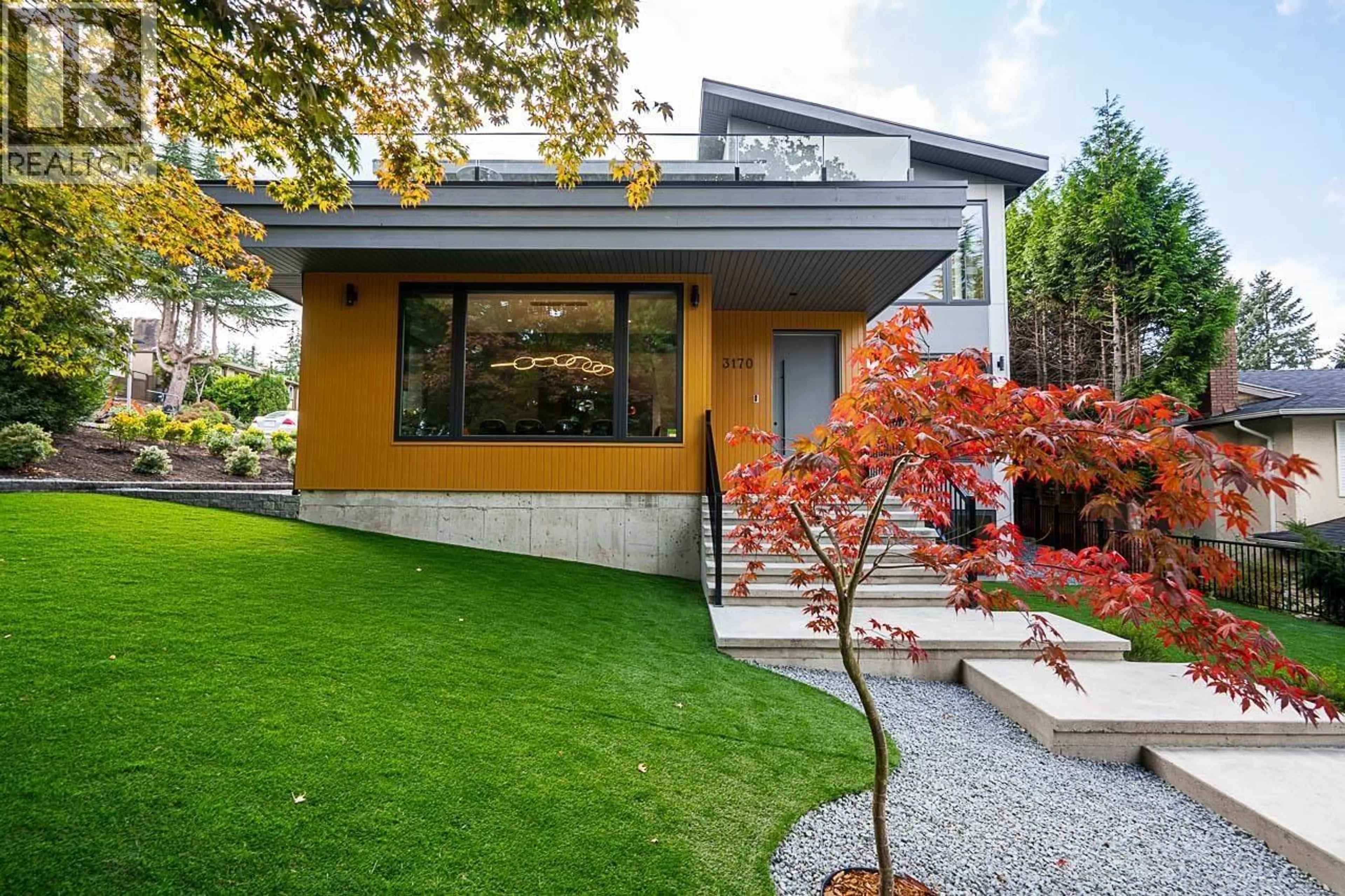 Home with vinyl exterior material, street for 3170 CAPSTAN CRESCENT, Coquitlam British Columbia V3C4H2