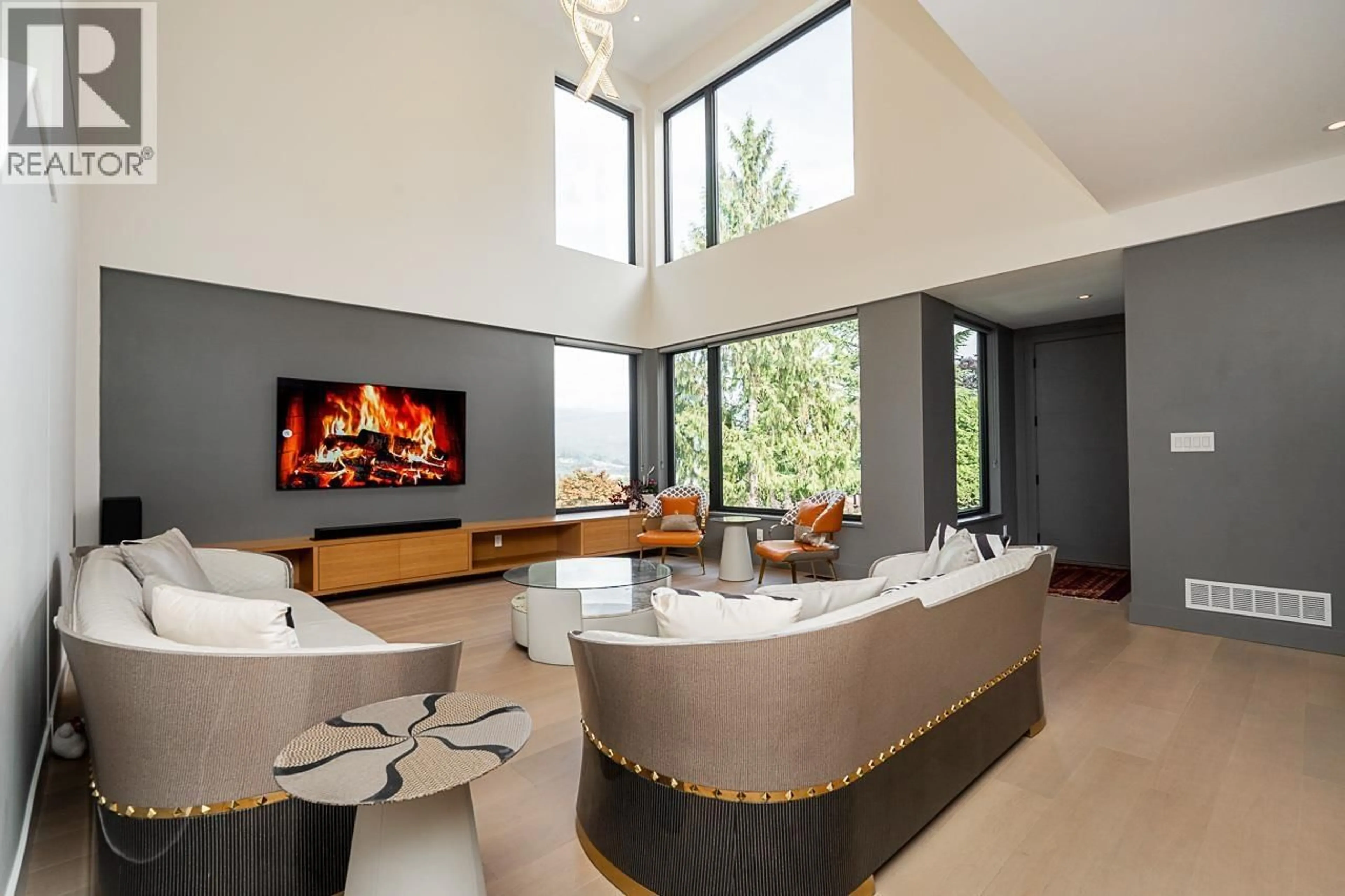 Home theater for 3170 CAPSTAN CRESCENT, Coquitlam British Columbia V3C4H2