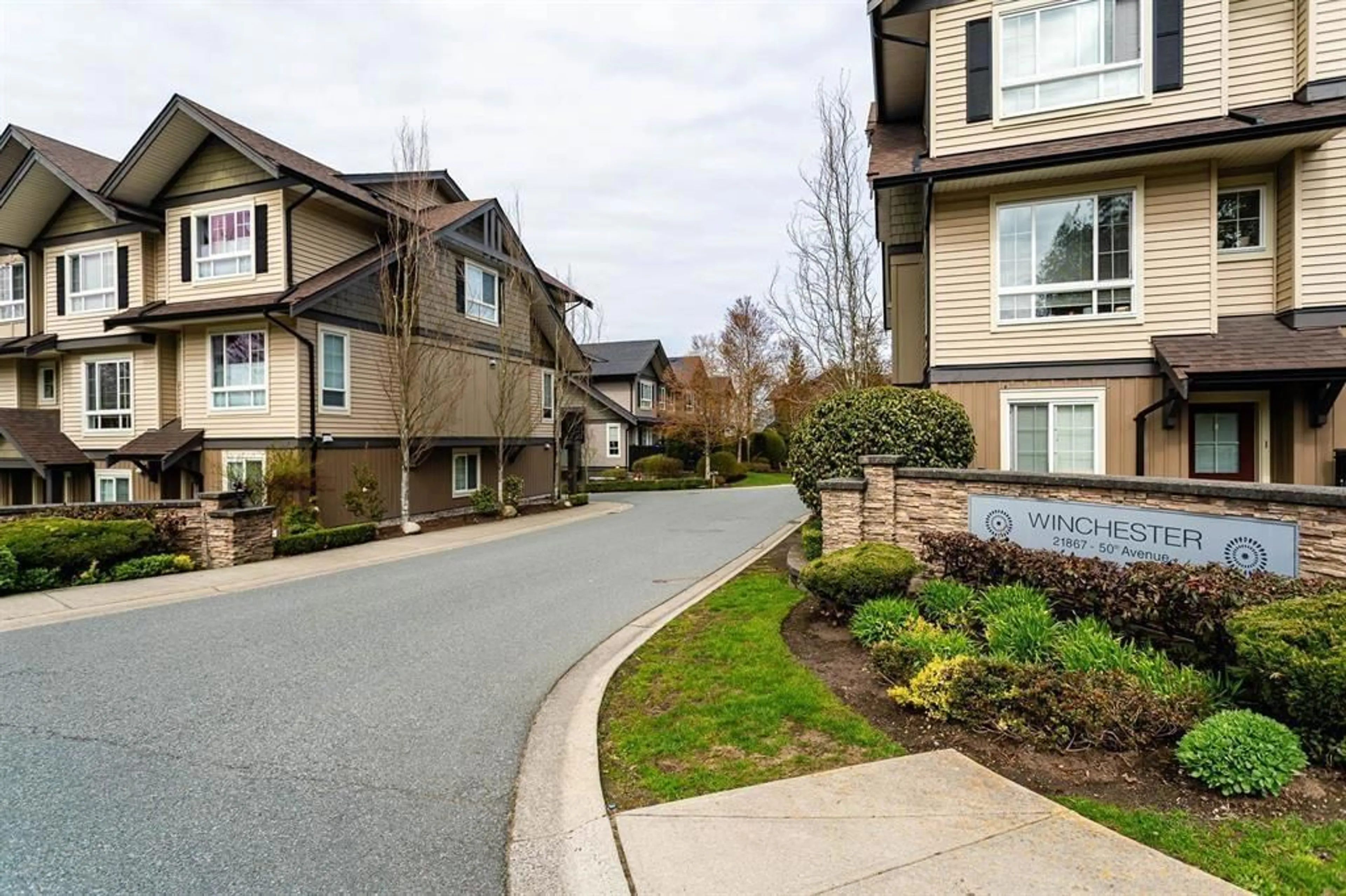 Patio, street for 54 - 21867 50 AVENUE, Langley British Columbia V3A3T2