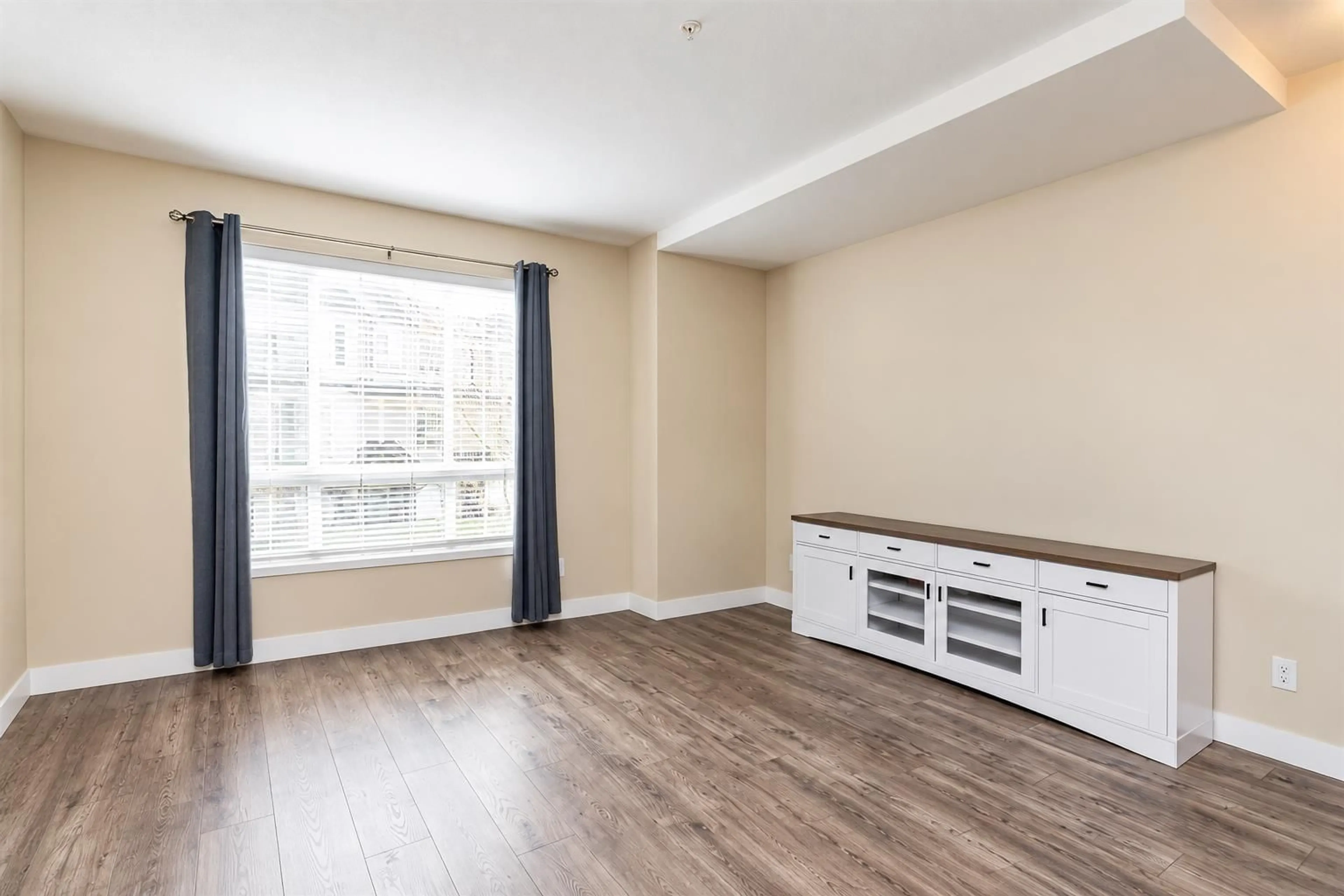 A pic of a room for 54 - 21867 50 AVENUE, Langley British Columbia V3A3T2