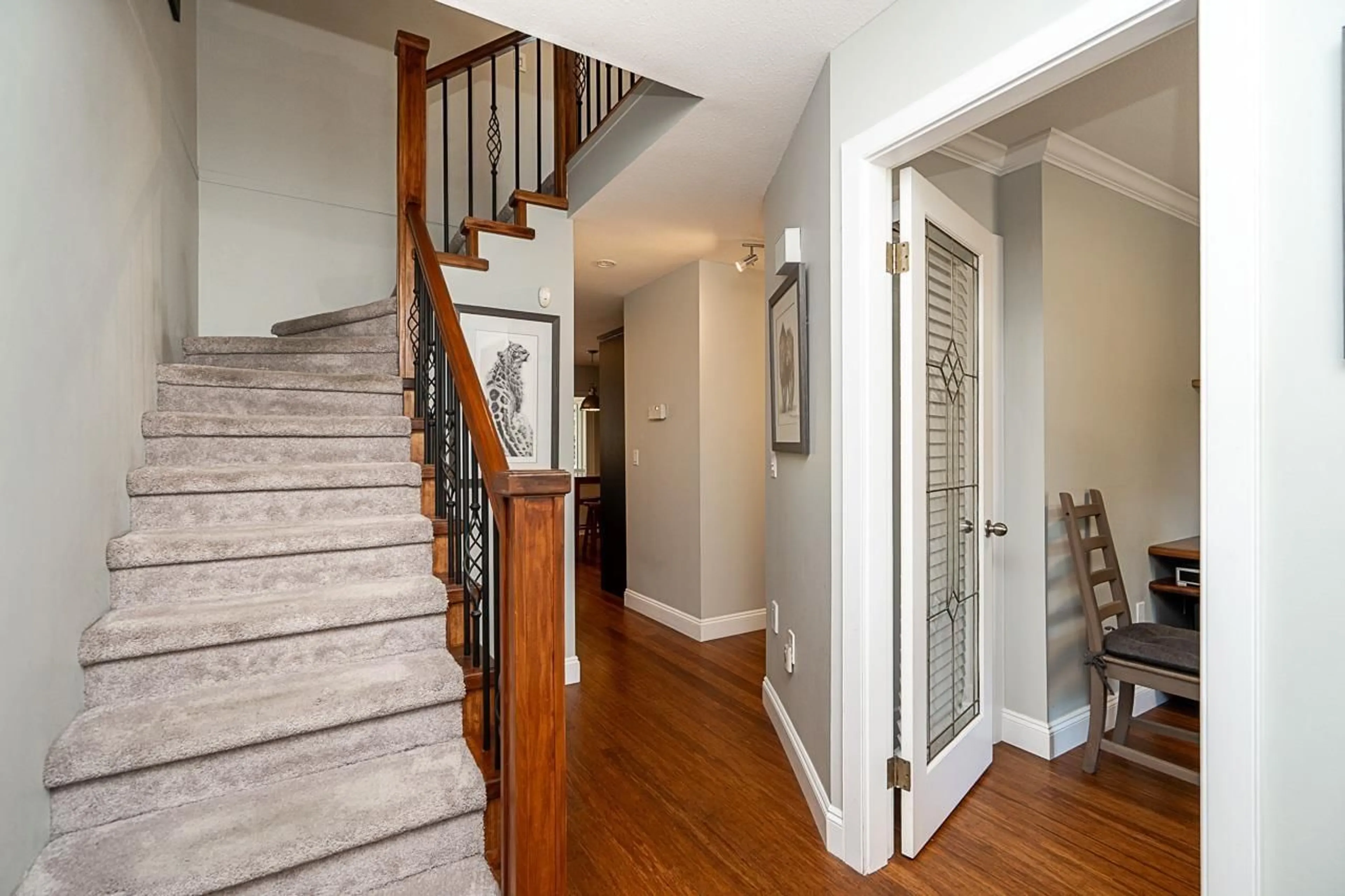 Indoor entryway for 20087 50A AVENUE, Langley British Columbia V3A7H8