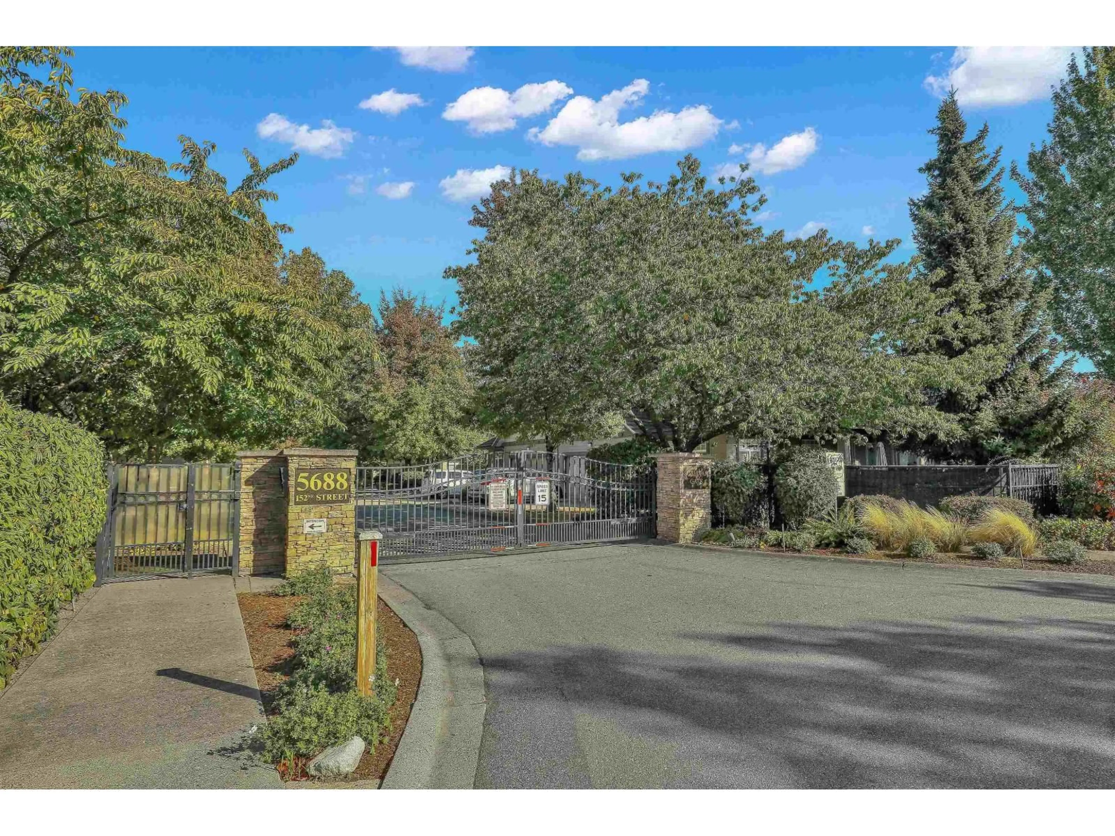 A pic from outside/outdoor area/front of a property/back of a property/a pic from drone, street for 25 - 5688 152 STREET, Surrey British Columbia V3S3K2